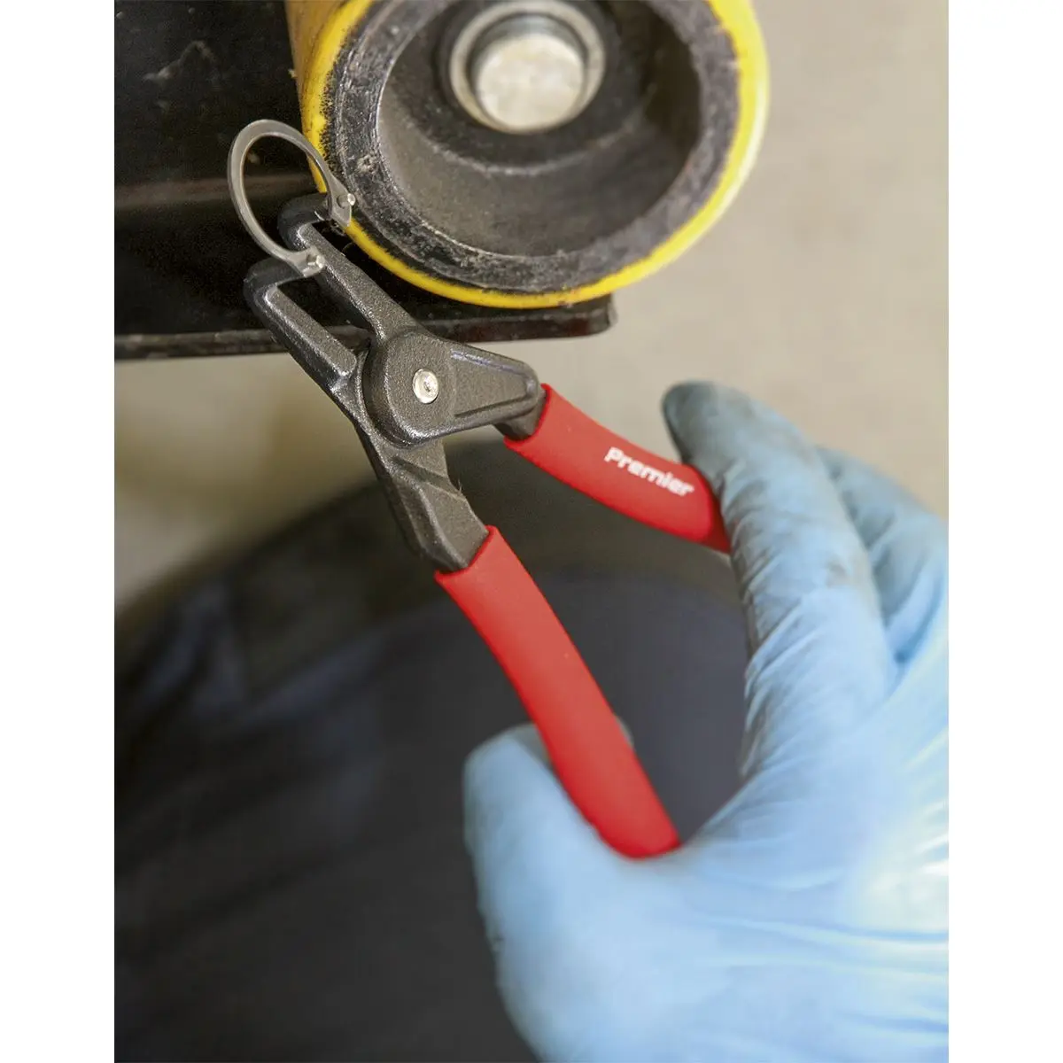 Sealey Premier Circlip Pliers External Bent Nose 170mm - Image 3