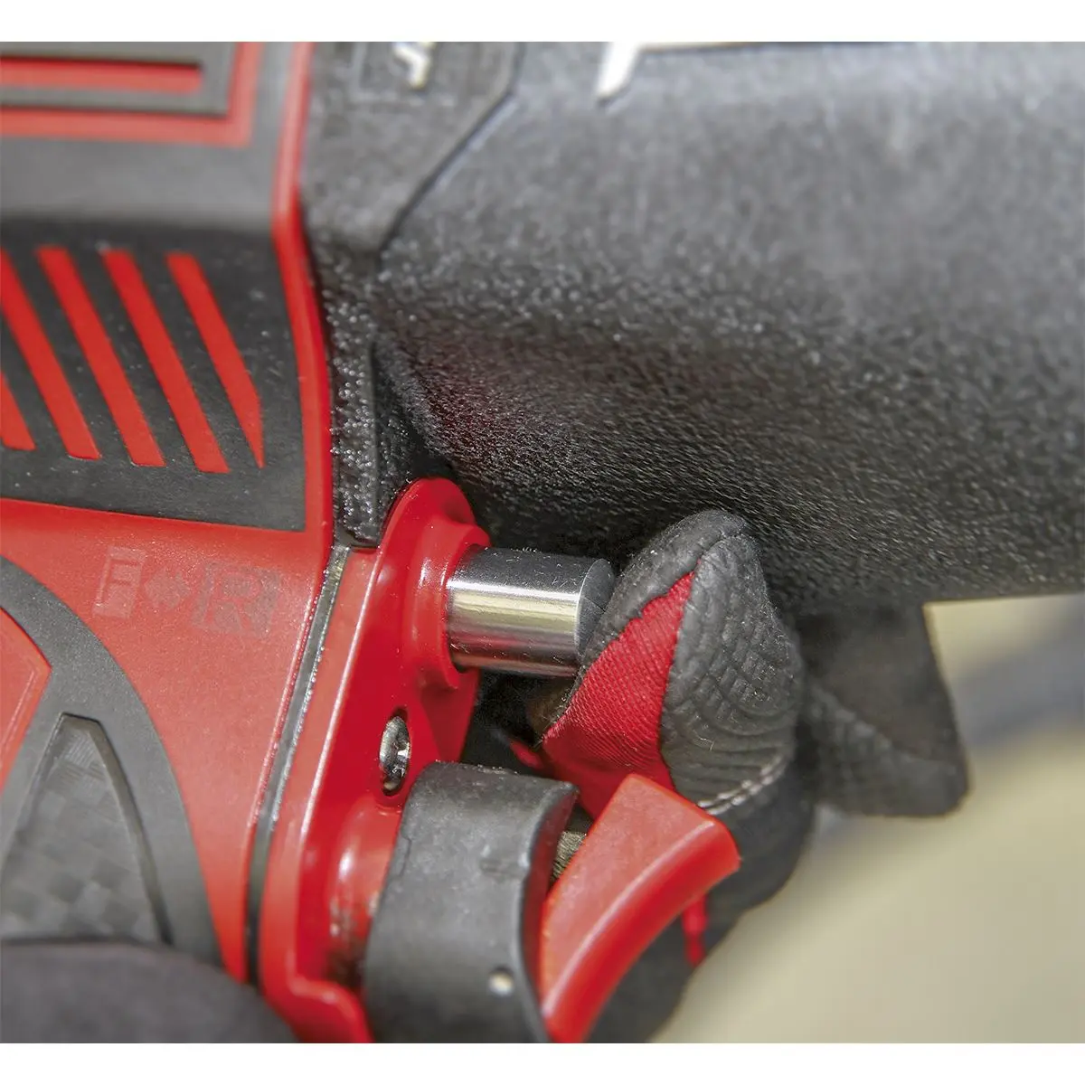 Sealey Premier Composite Air Impact Wrench 1/2"Sq Drive - Twin Hammer - Image 9