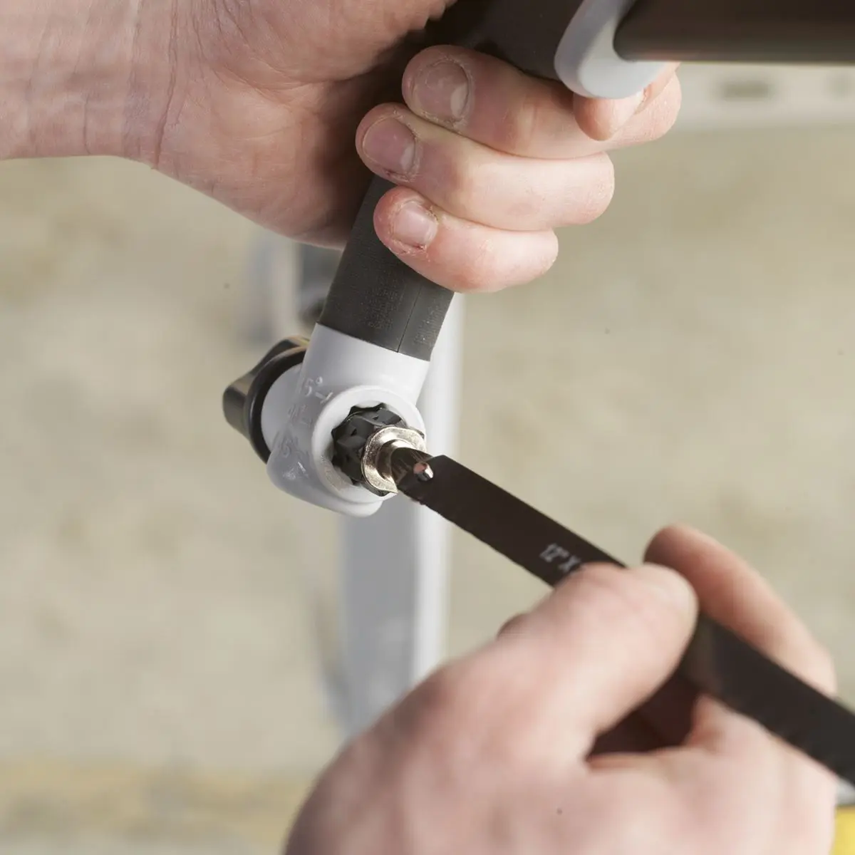 Sealey Premier Hacksaw Adjustable Blade Professional 300mm - Image 4