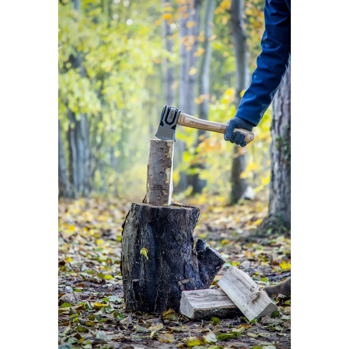 Sealey Premier Hand Axe 1.5lb Hickory Shaft - Image 7