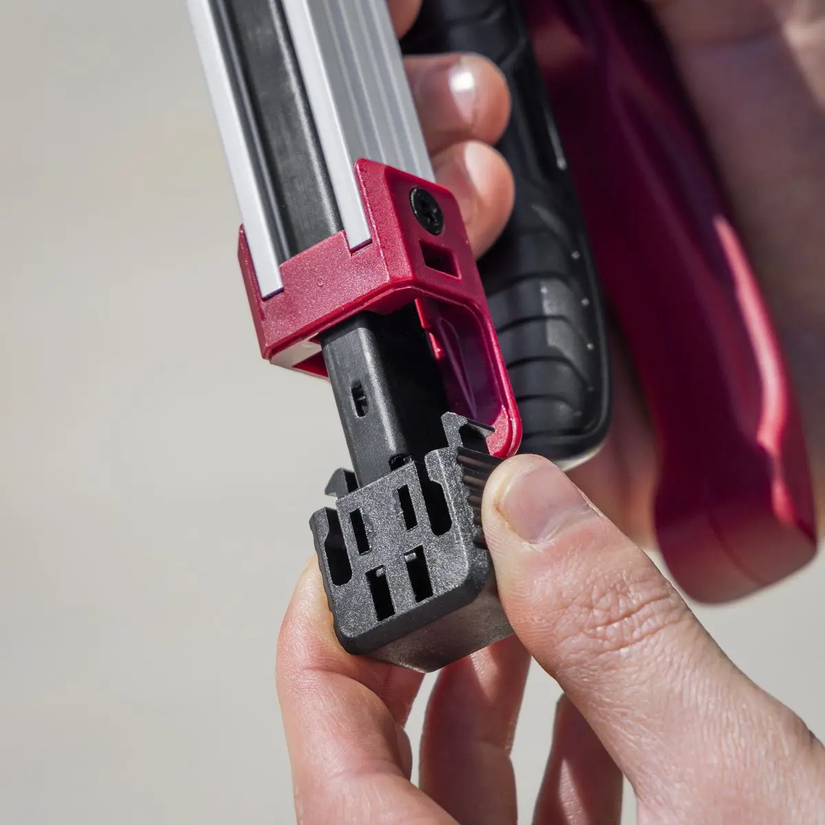 Sealey Premier Heavy-Duty Staple & Brad Nail Gun - Image 15