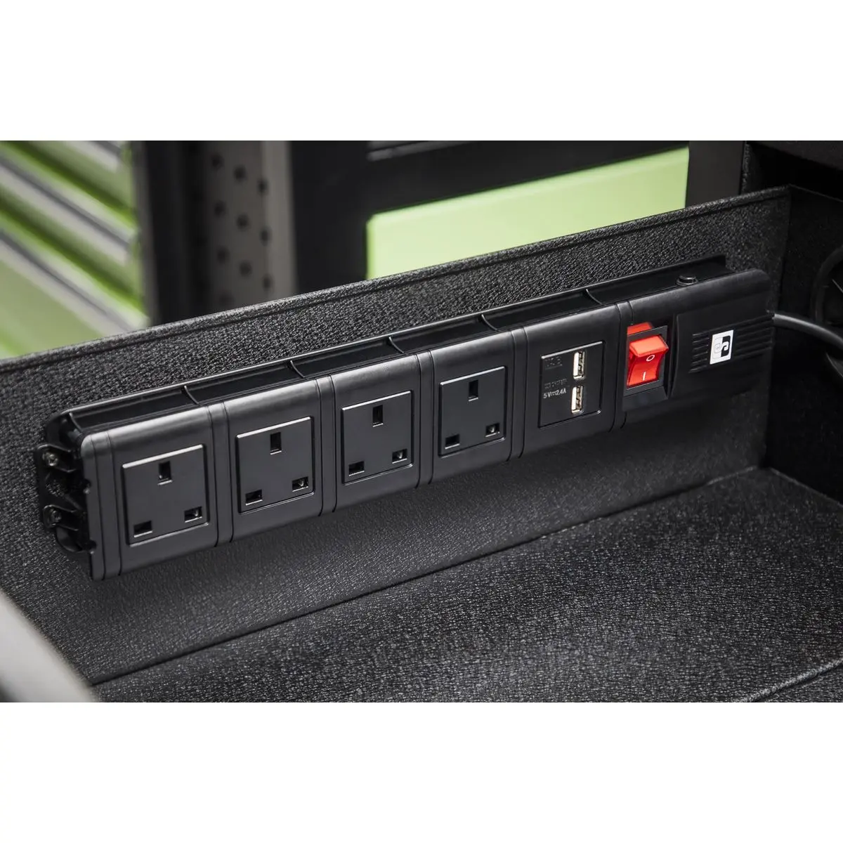 Sealey Superline Pro Mobile Tool Cabinet 1600mm with Power Tool Charging Drawer - Image 18