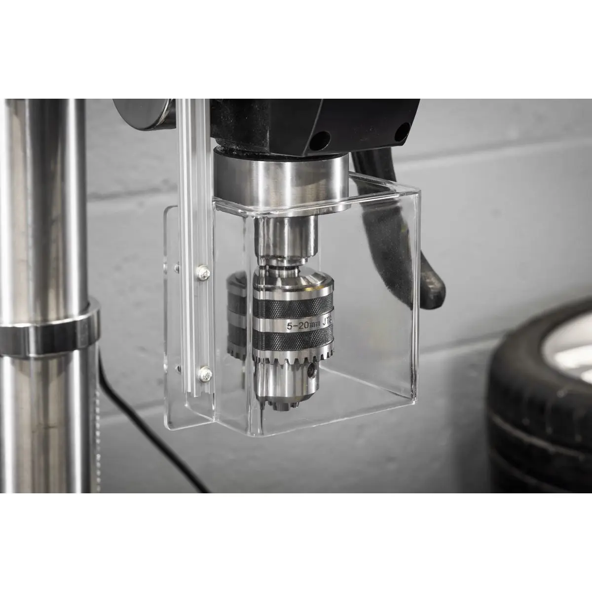 Sealey Premier Floor Standing Pillar Drill 12-Speed 1100W/230V - Image 5