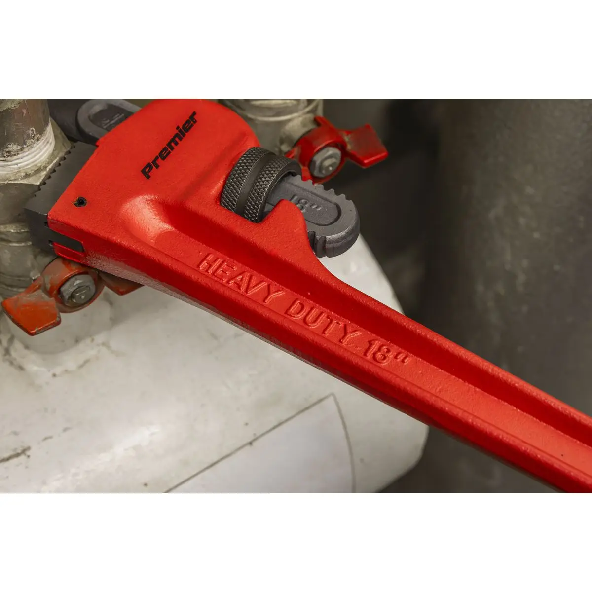 Sealey Premier Cast Steel Pipe Wrench European Pattern 450mm - Image 8