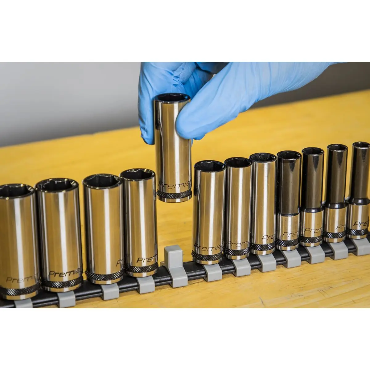 Sealey Premier Black Socket Set Deep 12pc 3/8"Sq Drive Metric - Premier Black - Image 3