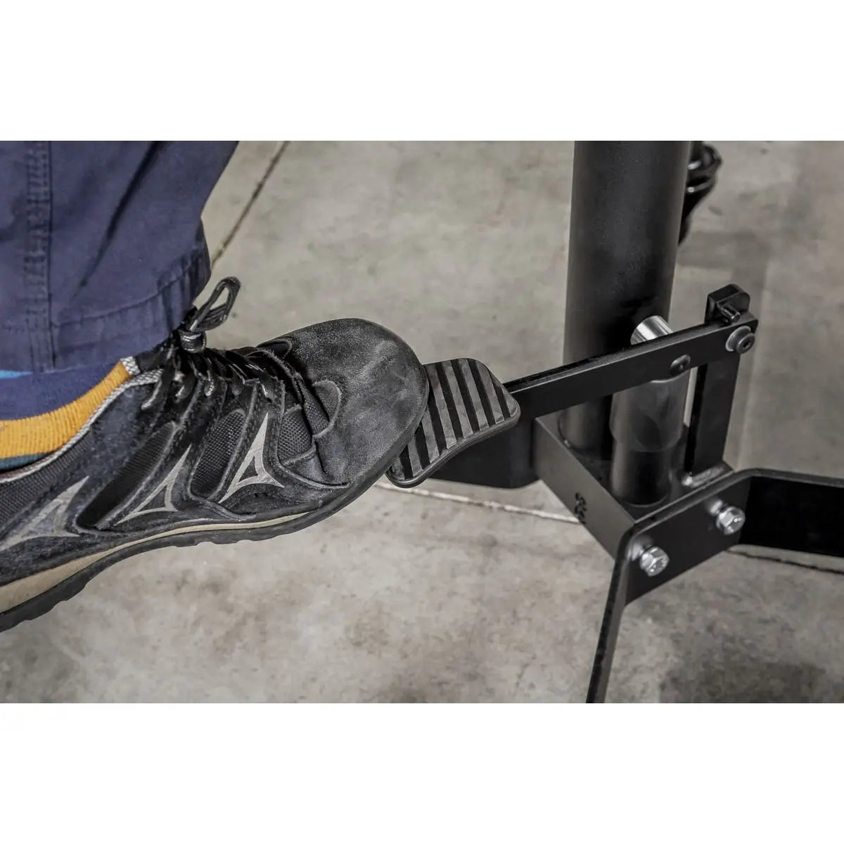 Sealey Viking Vertical Transmission Jack with Quick Lift 600kg - Image 6