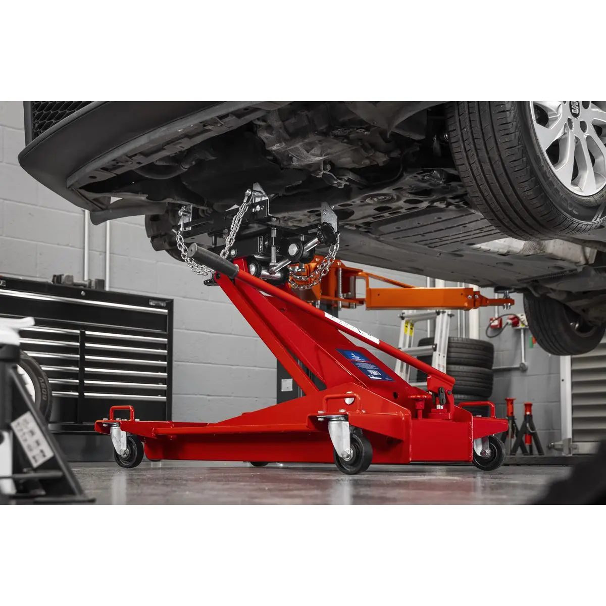 Sealey Premier Floor Transmission Jack 1 Tonne - Image 6