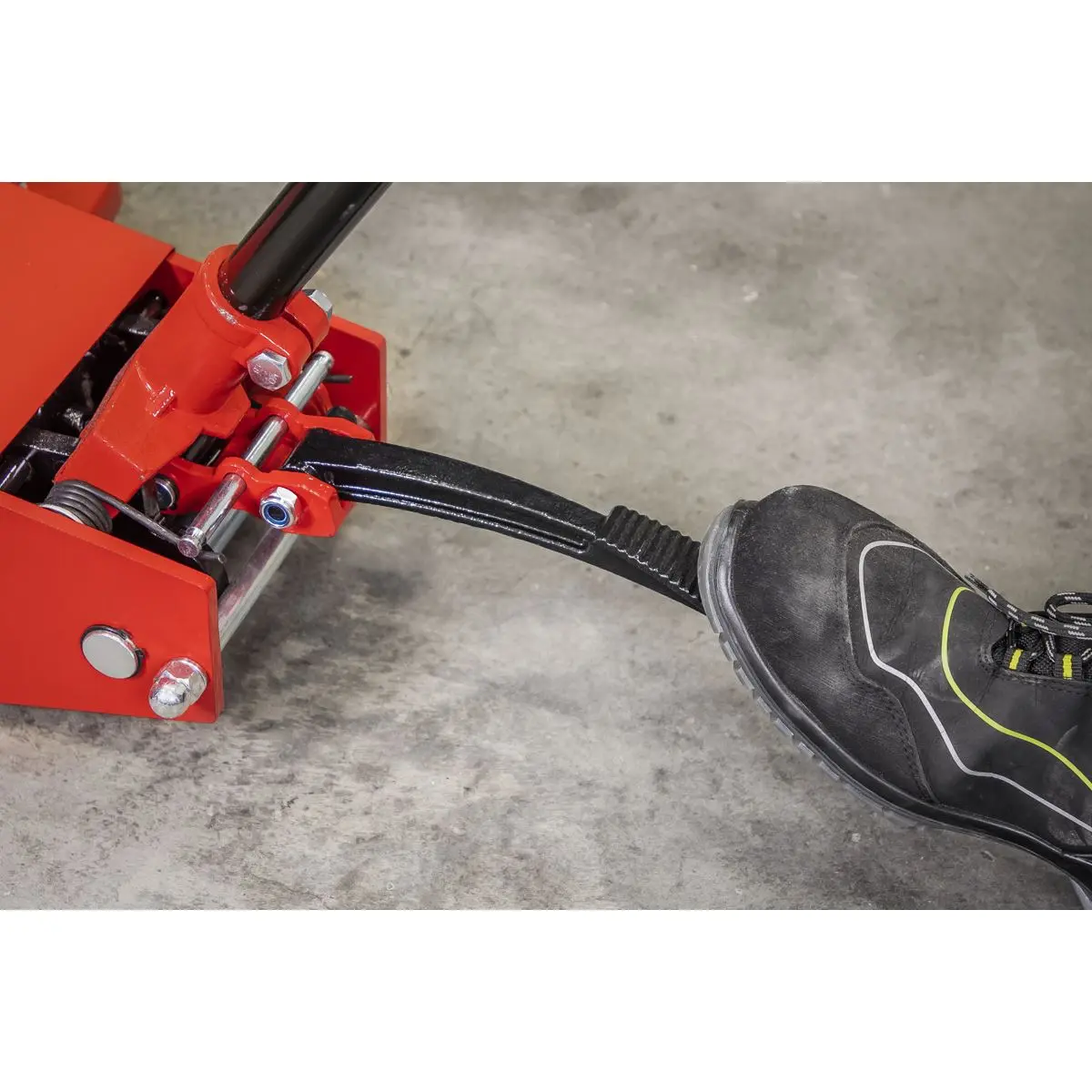 Sealey Premier Premier Long Reach High Lift Trolley Jack 3 Tonne - Image 6