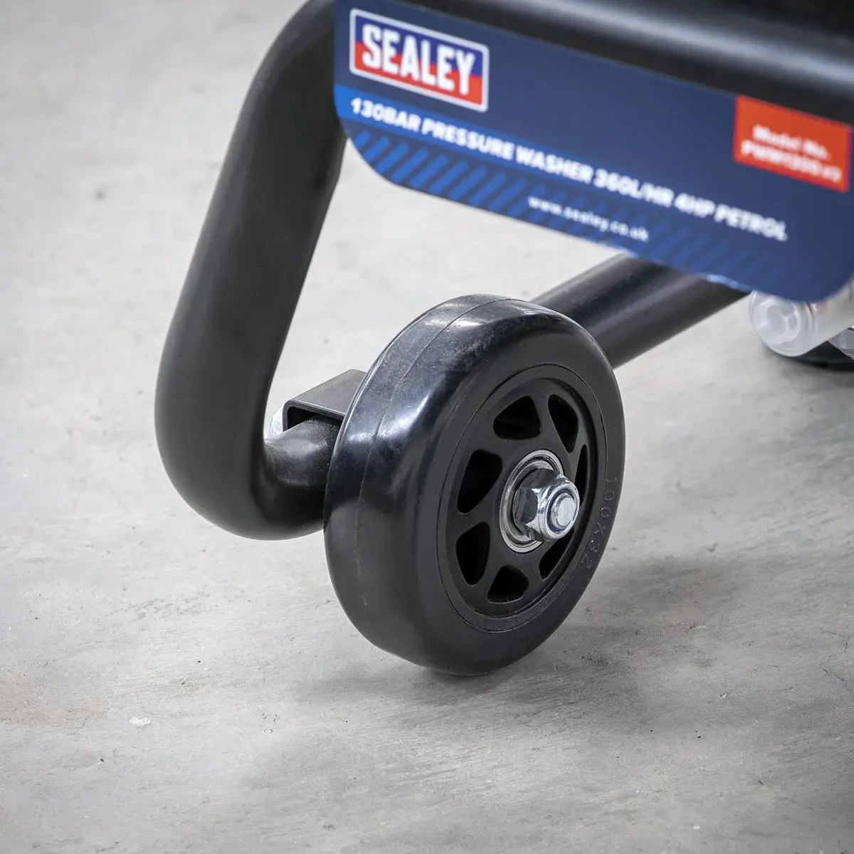 Sealey Pressure Washer 150bar 360L/hr 4hp Petrol - Image 4