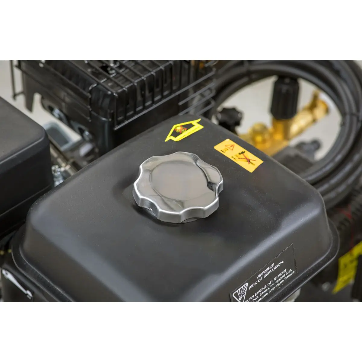 Sealey Pressure Washer 220bar 540L/hr 6.5hp Petrol - Image 5