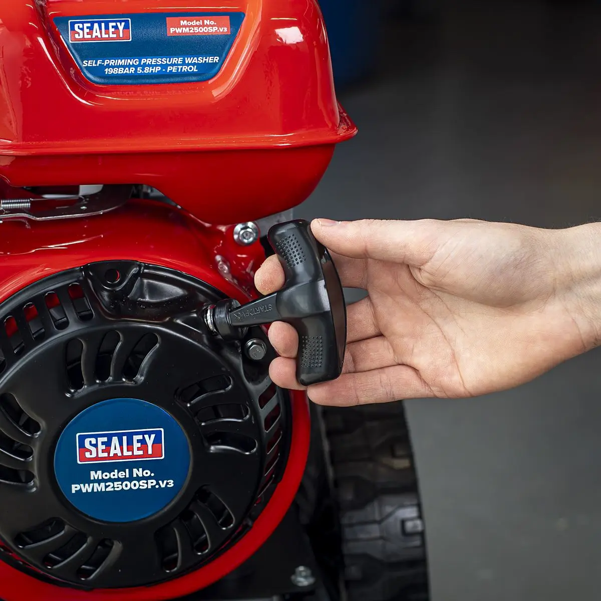 Sealey Pressure Washer 220bar 540L/hr Self-Priming 6.5hp Petrol - Image 8