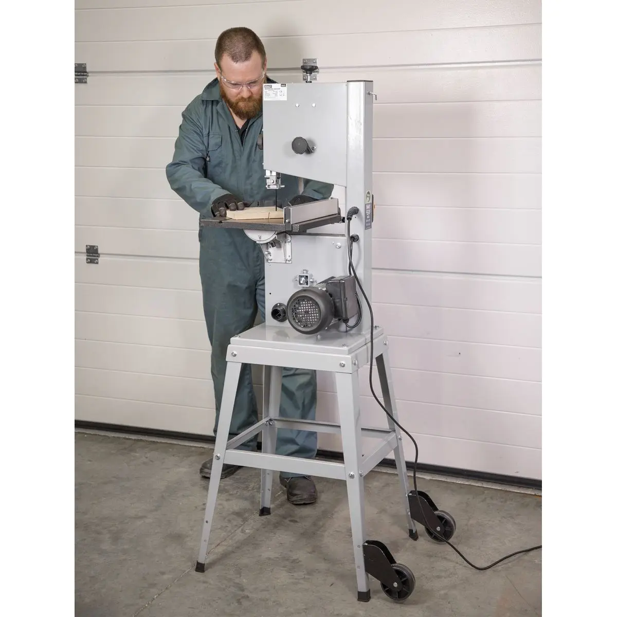 Sealey Professional Bandsaw 245mm - Image 5