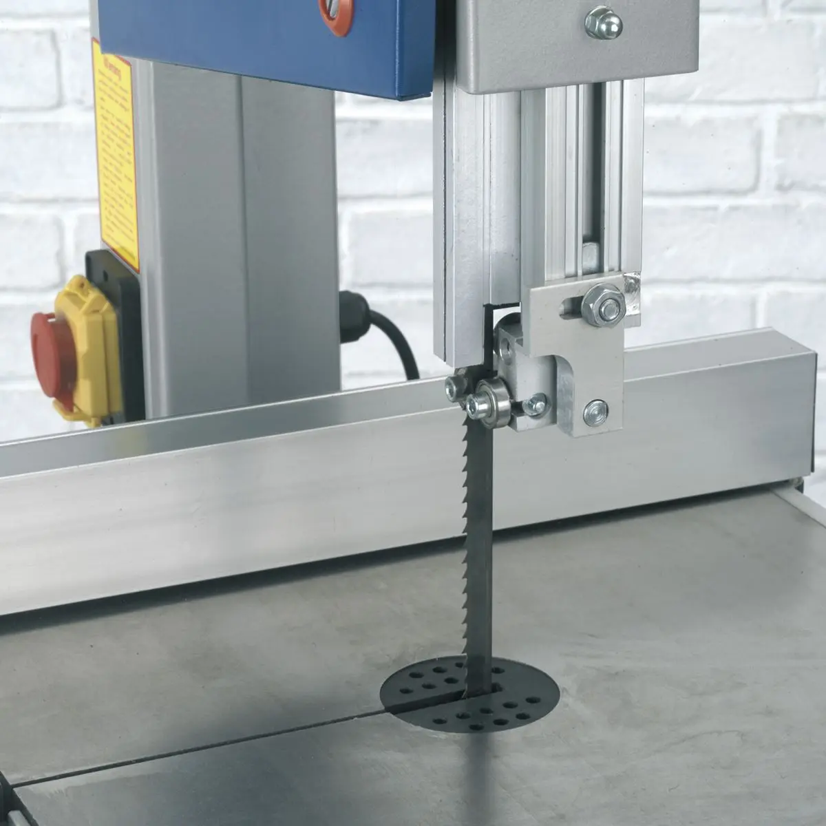 Sealey Professional Bandsaw 335mm - Image 6
