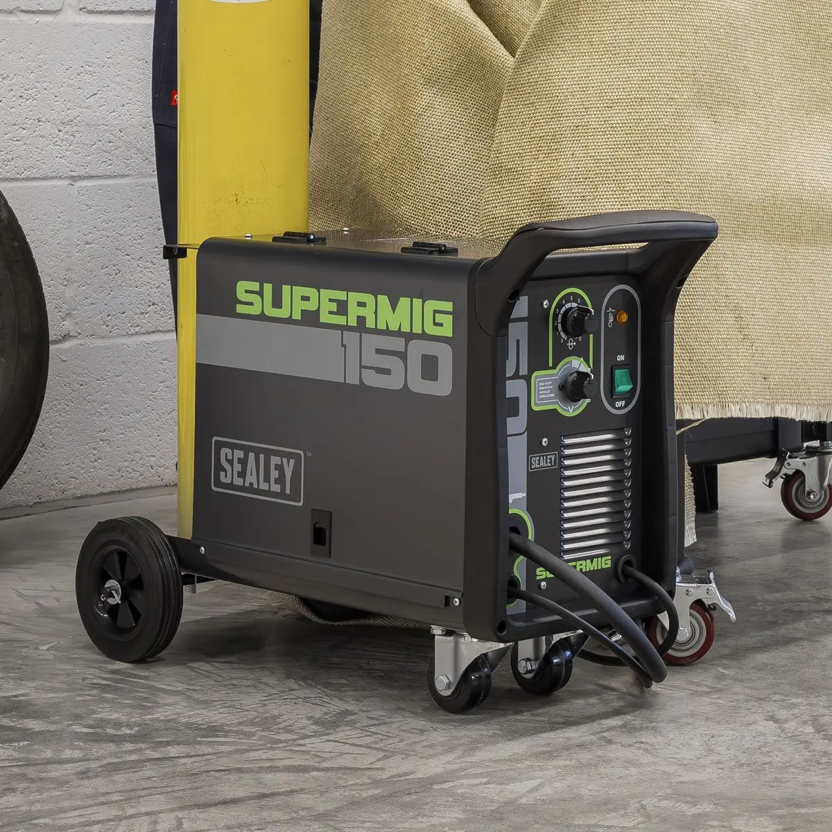 Sealey Professional MIG Welder 150A 230V - Image 9