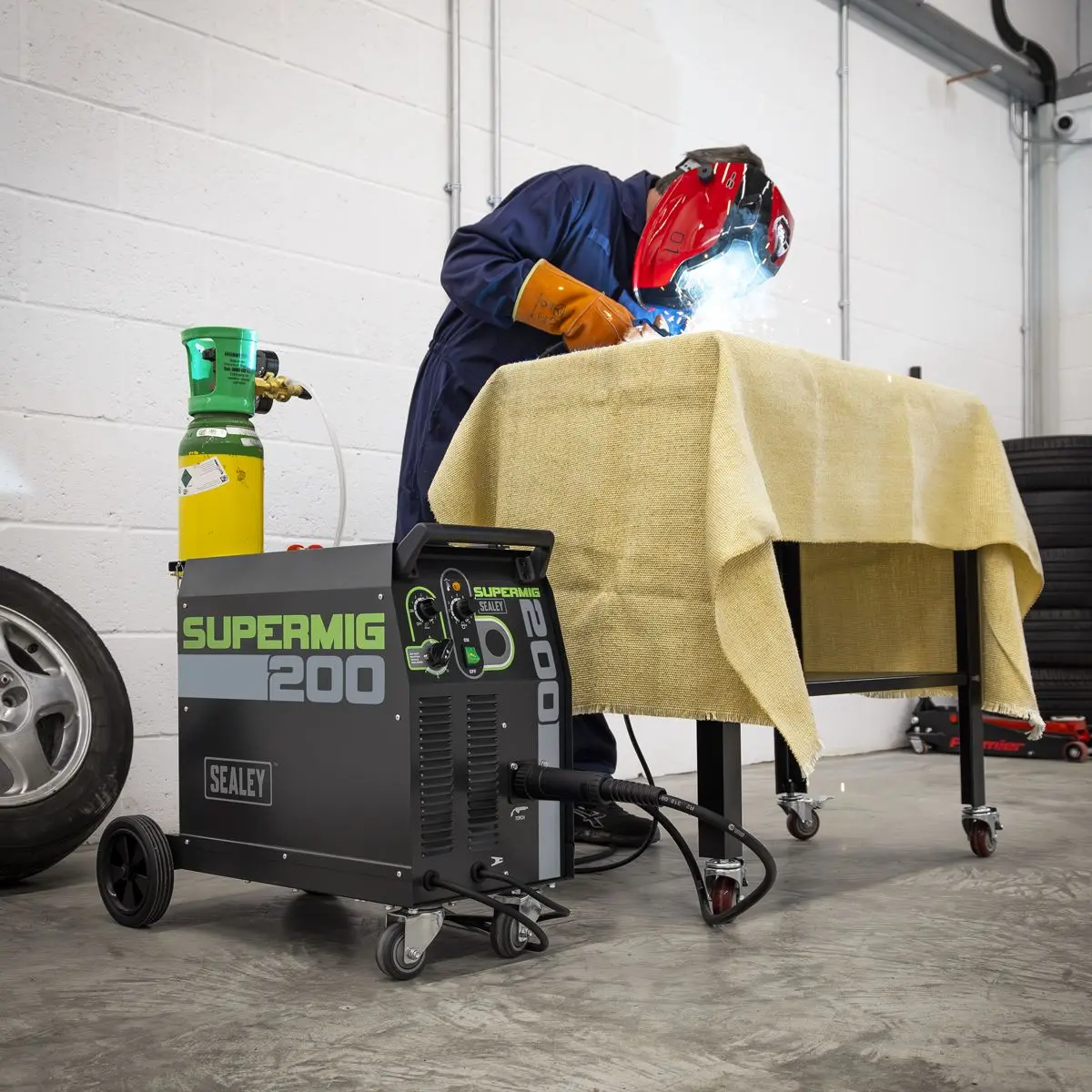 Sealey Professional MIG Welder 200A 230V with Binzel® Euro Torch - Image 11