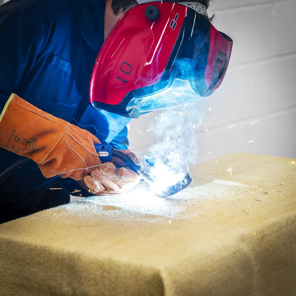 Sealey Professional MIG Welder 230A 230V with Binzel® Euro Torch - Image 2