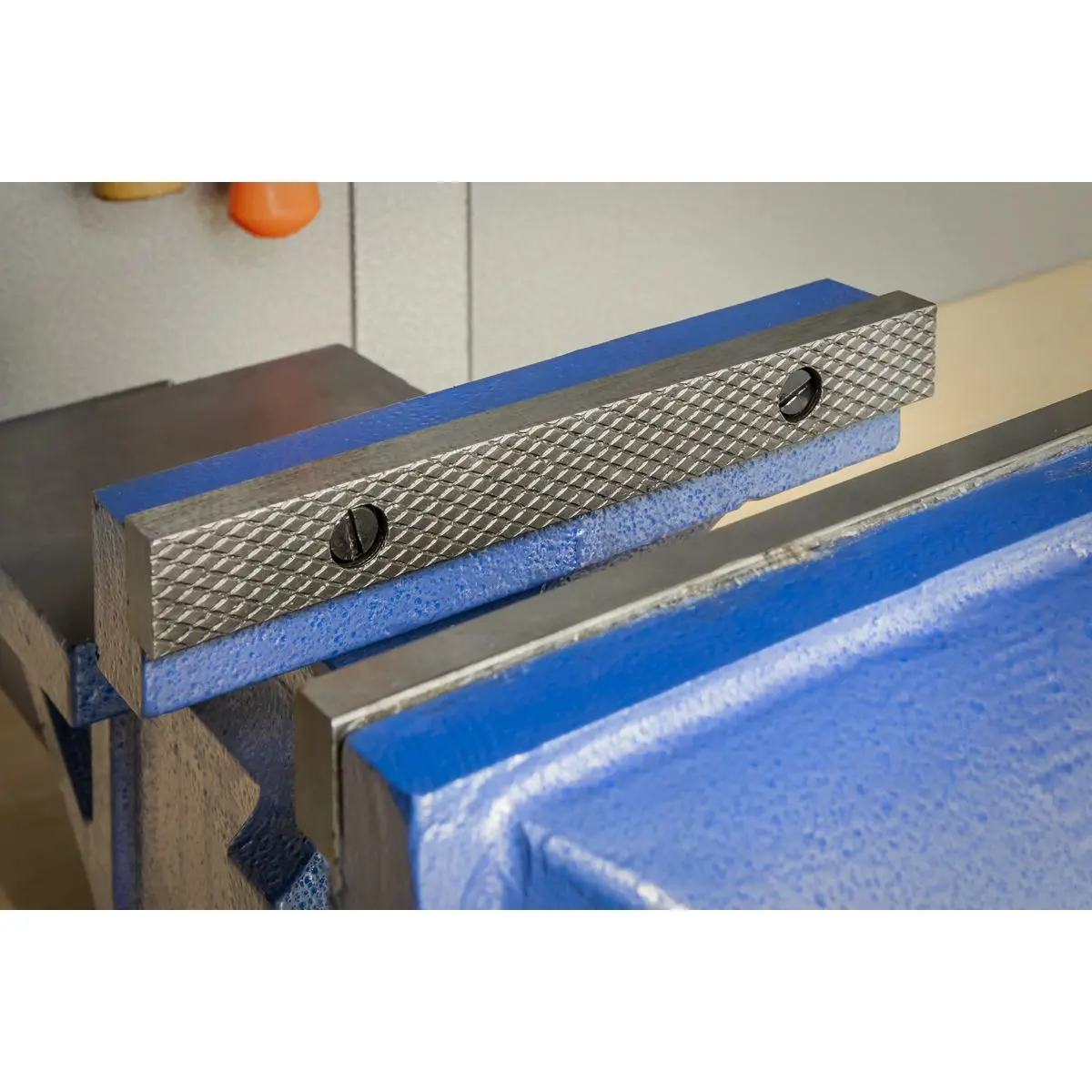 Sealey Professional Vice Stand Deal - Image 2
