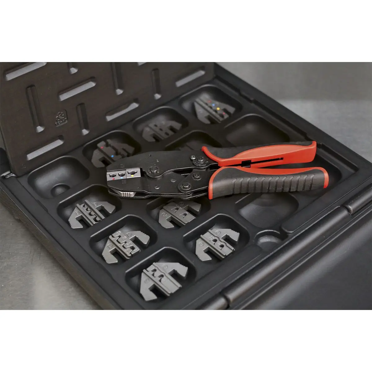 Sealey Ratchet Crimping Tool with Jaws and Storage Case - Image 3