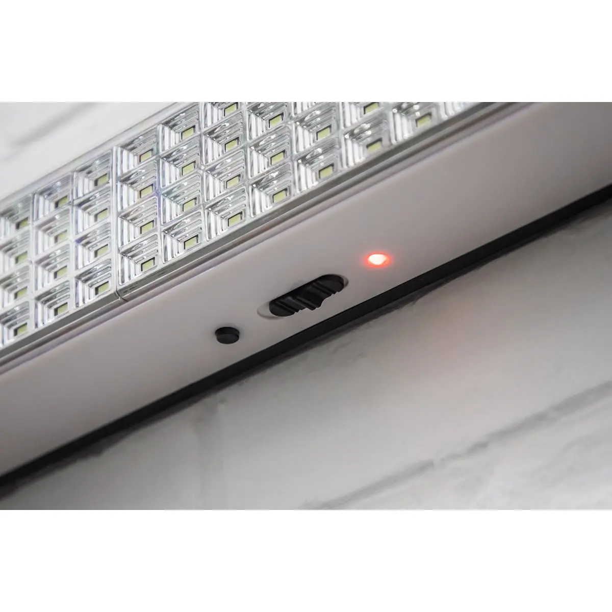 Sealey Rechargeable Emergency Floodlight 5W SMD LED - Image 9