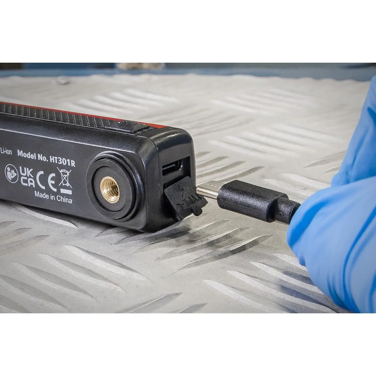 Sealey Rechargeable Head Torch 2.5W SMD LED - Image 7