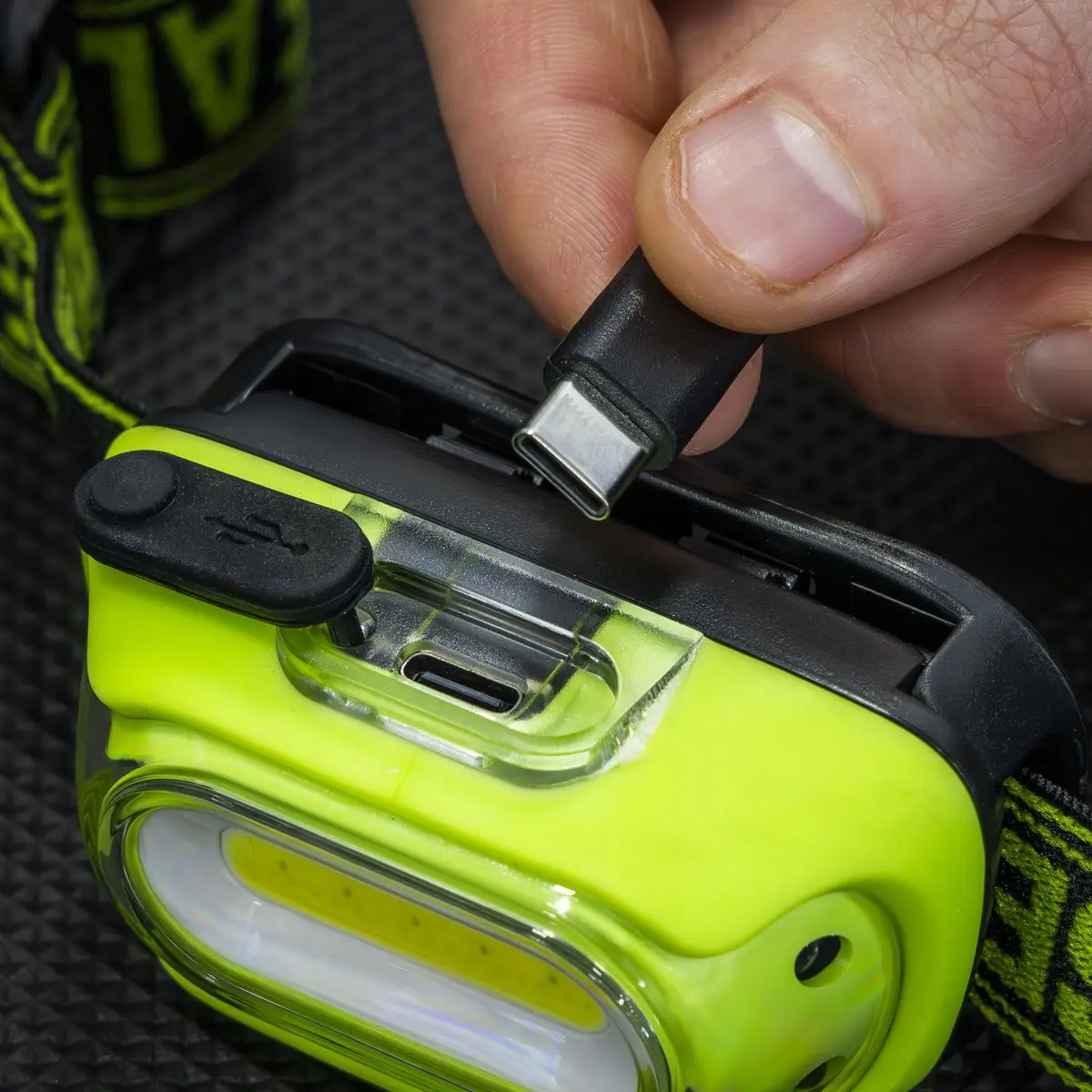 Sealey Rechargeable Head Torch with Auto-Sensor 8W COB LED - Green - Image 5