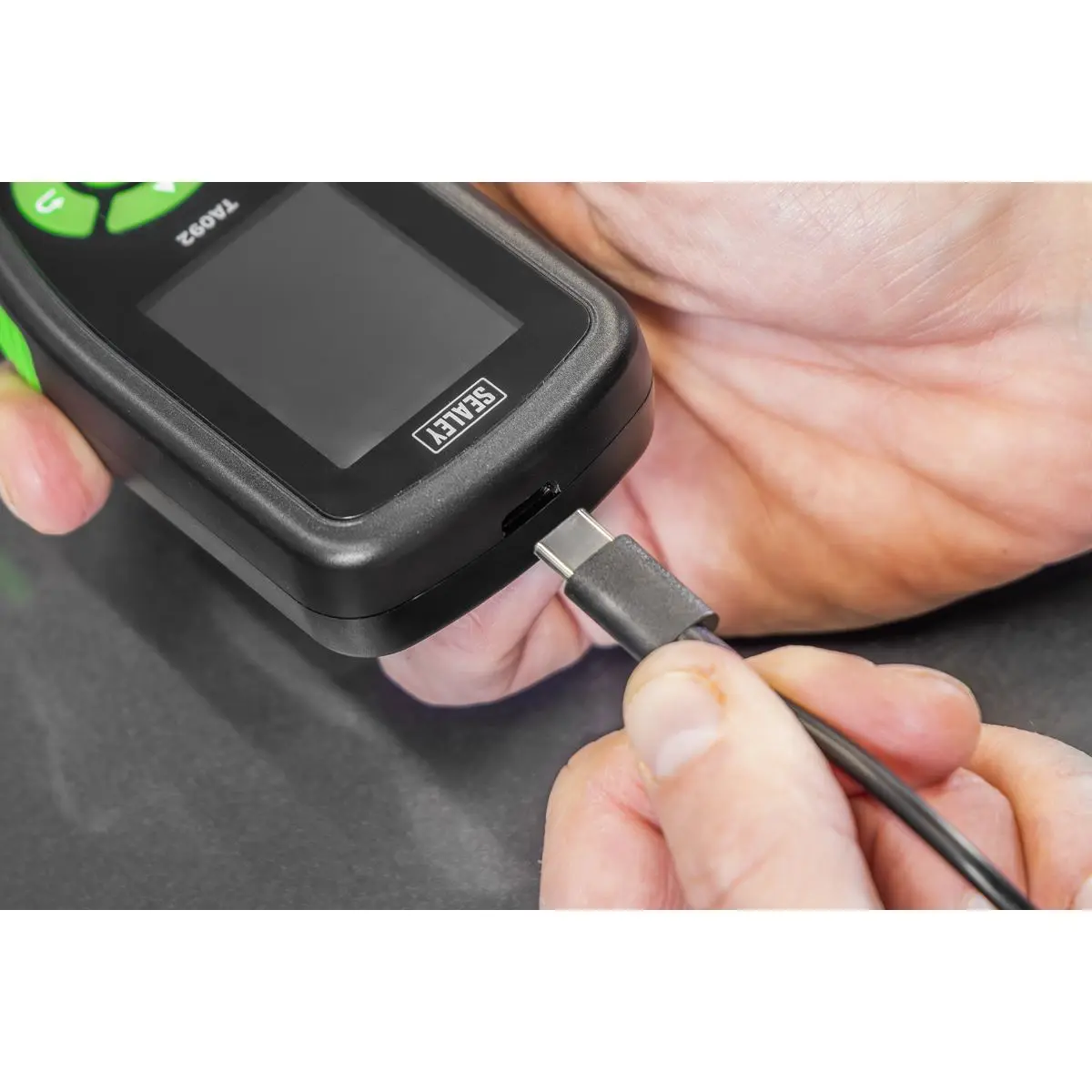 Sealey Rechargeable Paint Thickness Gauge - Image 12