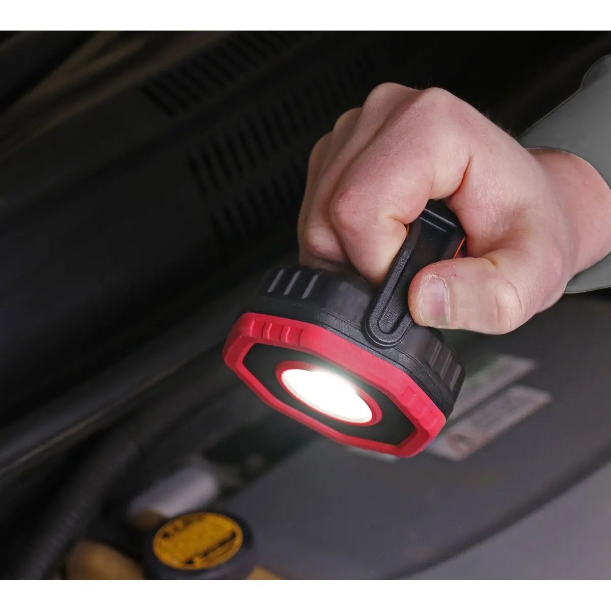 Sealey Rechargeable Pocket Floodlight with Magnet 360° 7W COB LED - Red - Image 7