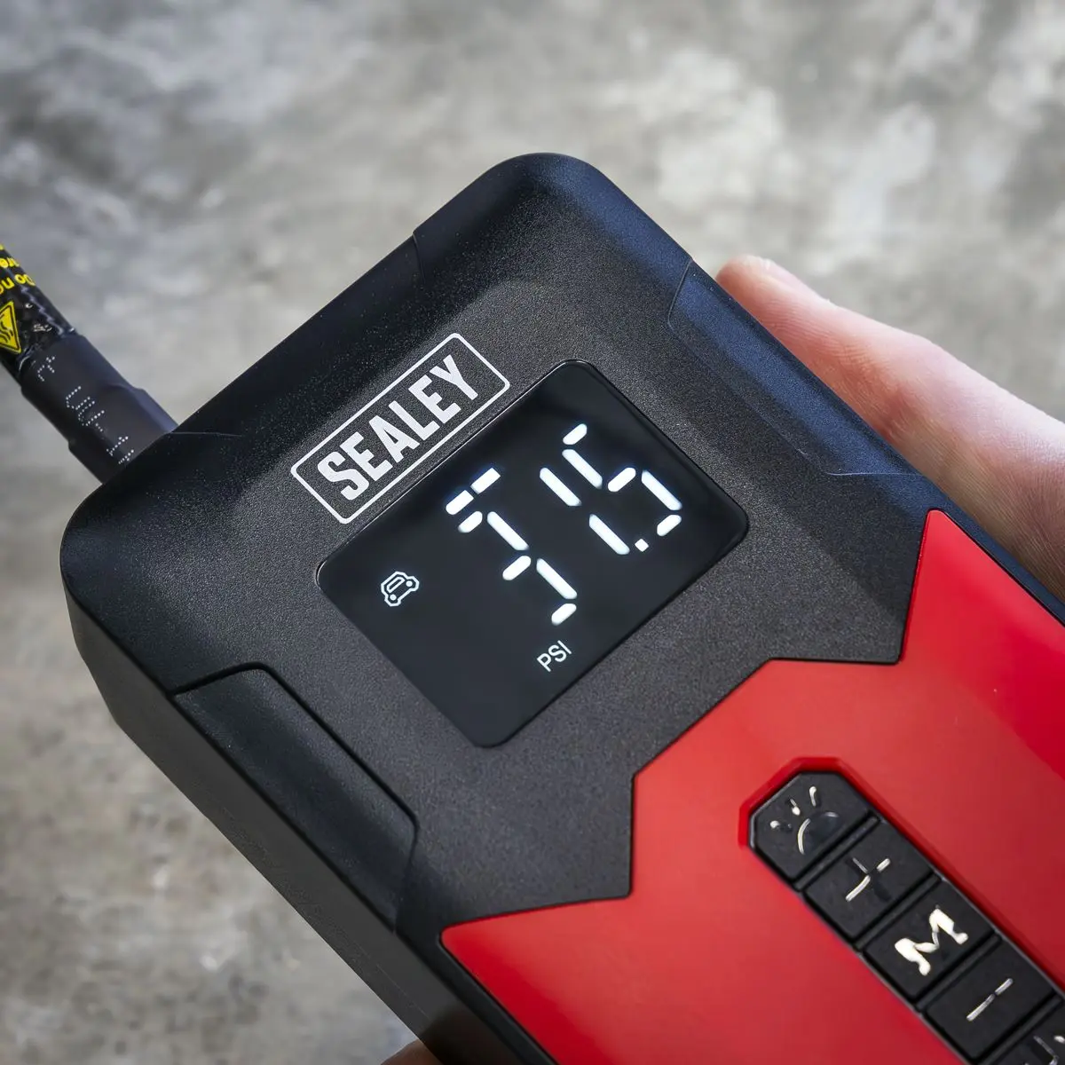 Sealey Rechargeable Tyre Inflator & Power Bank with Worklight 12V - Image 10