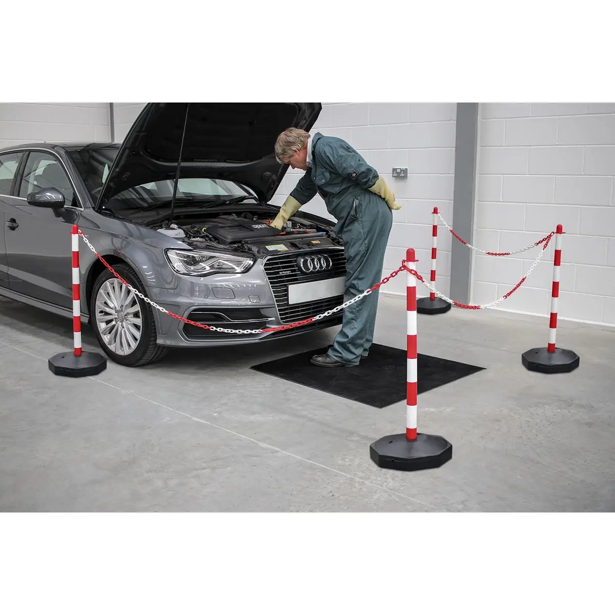 Sealey Red/White Post & Chain Kit 25m - Image 5