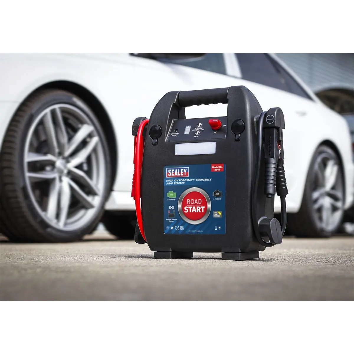Sealey RoadStartĀ® Emergency Jump Starter 12V 2L 4-Cylinder - Image 7