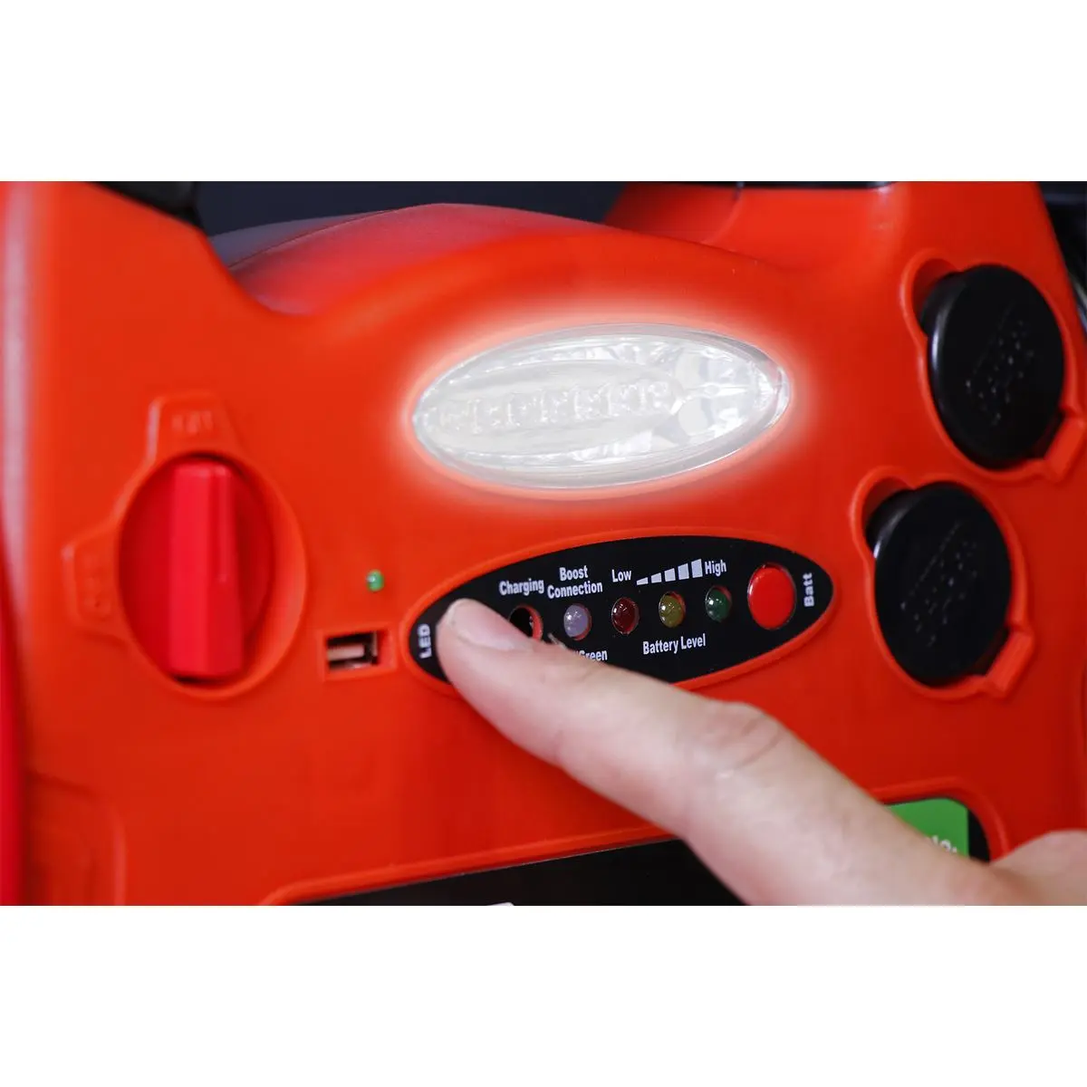 Sealey RoadStartĀ® Emergency Power Pack 12V 900 Peak Amps - Image 4