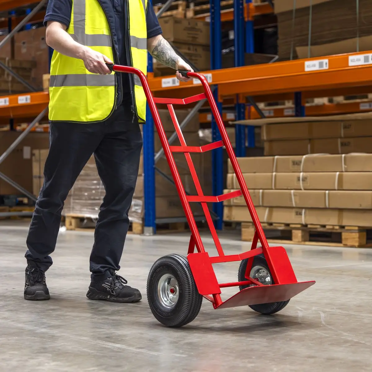 Sealey Sack Truck with Pneumatic Tyres 200kg Capacity - Image 10