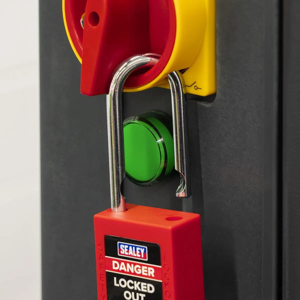 Sealey Safety Lockout Padlock - Image 2