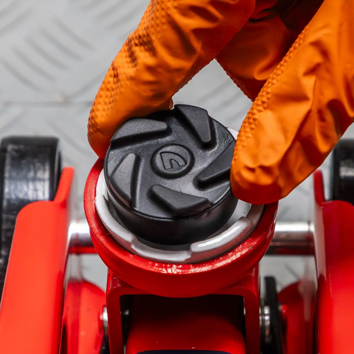 Sealey Safety Rubber Jack Pad - Type B - Image 6