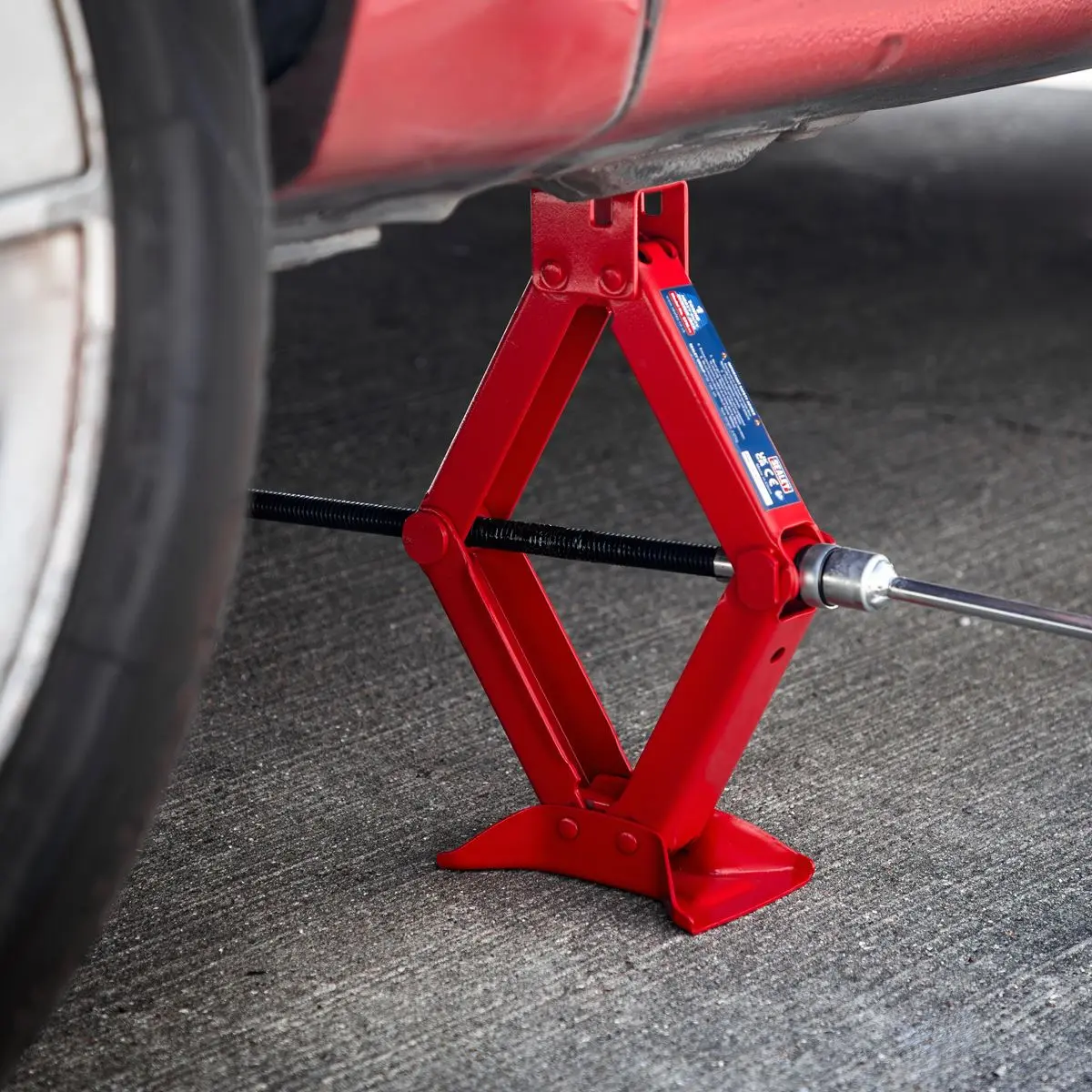 Sealey Heavy-Duty Scissor Jack 1 Tonne - Image 3