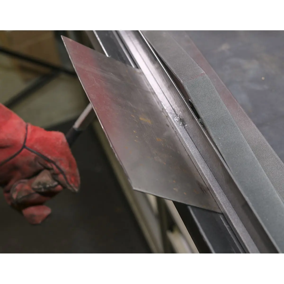 Sealey Vice/Bench Mounting Sheet Metal Folder 700mm - Image 12