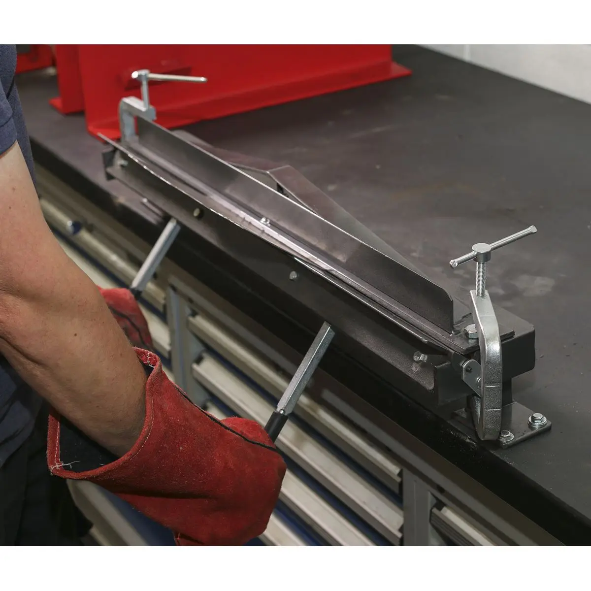 Sealey Vice/Bench Mounting Sheet Metal Folder 700mm - Image 13