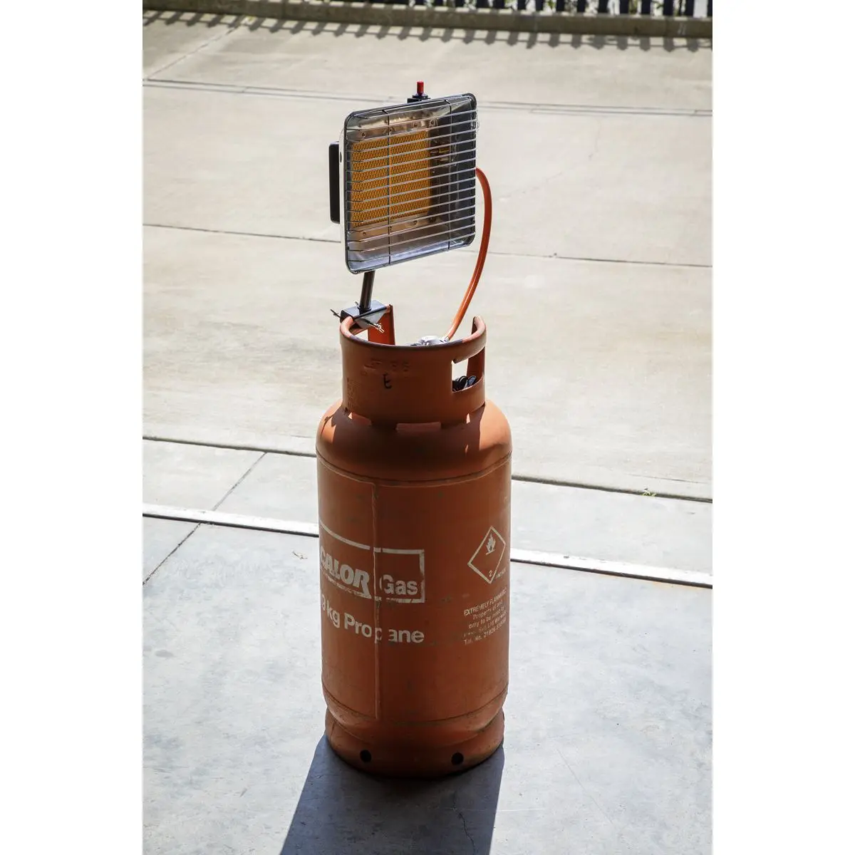 Sealey Space Warmer® Bottle Mounting Propane Heater 14,330Btu/hr - Image 7