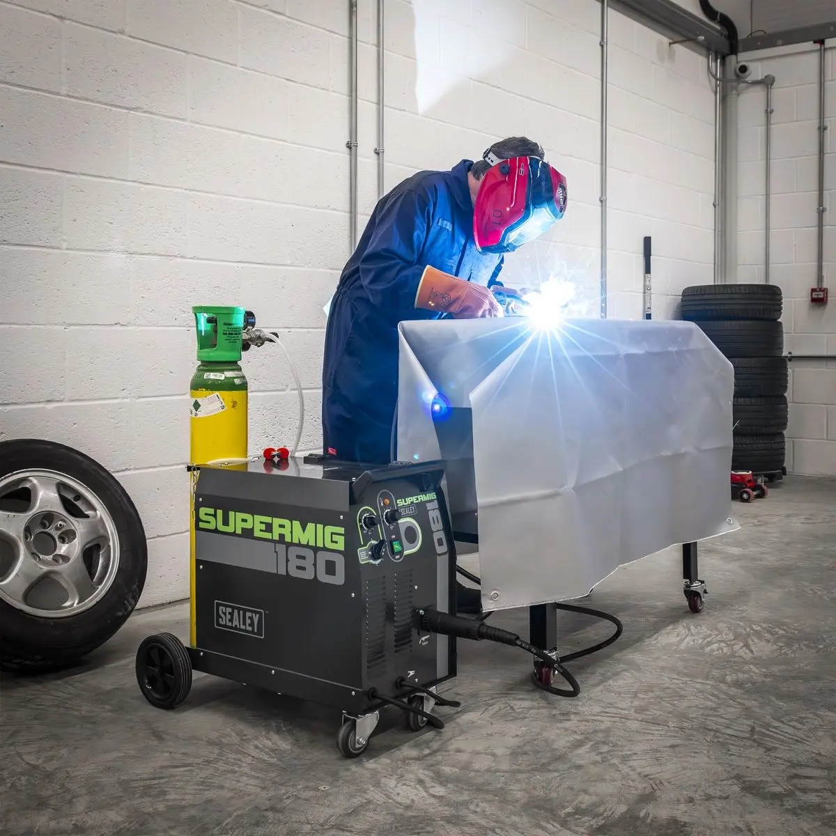 Sealey Spark-Proof Welding Blanket 1800mm x 1300mm - Image 4