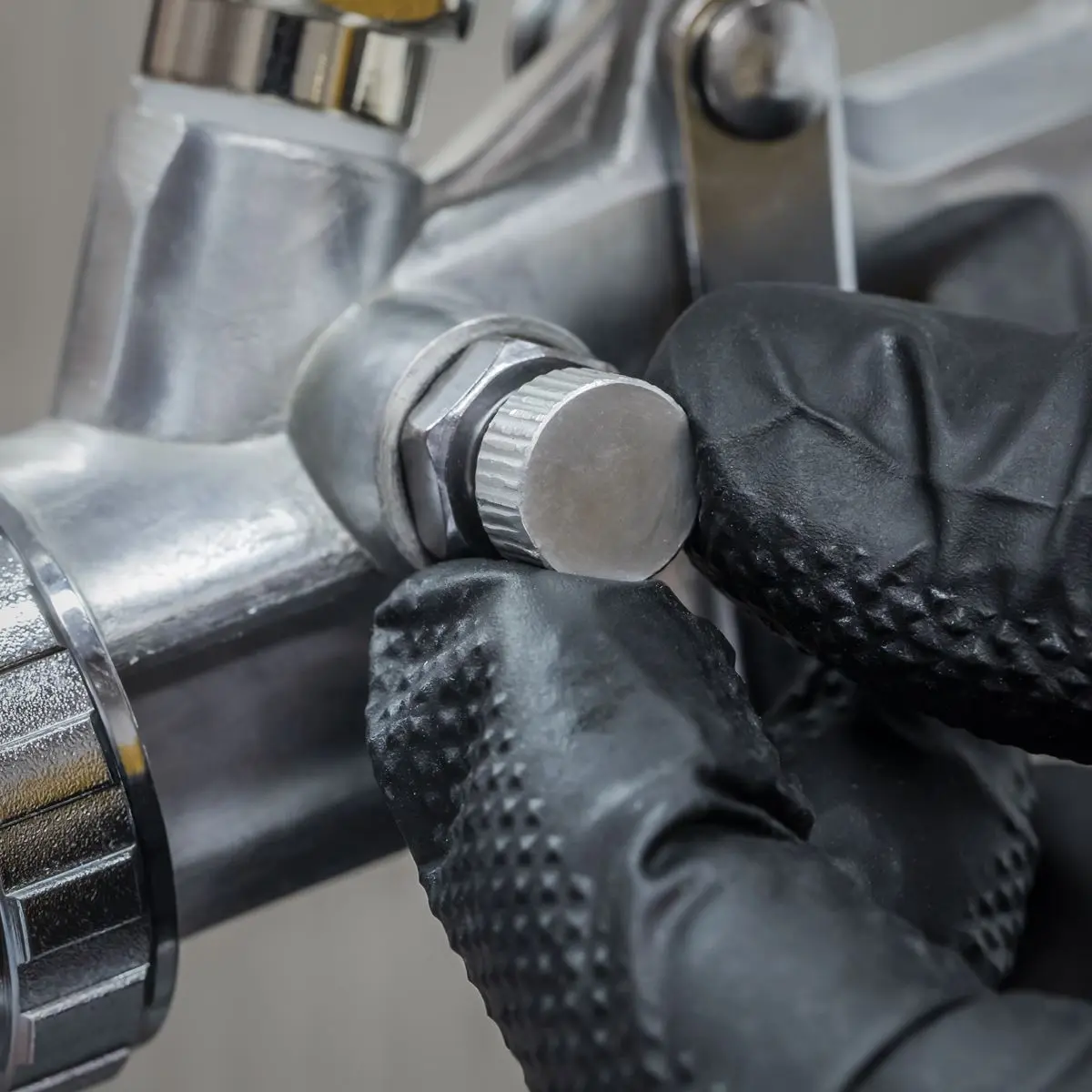Sealey Spray Gun Gravity Feed 1.5mm Set-Up - Image 6