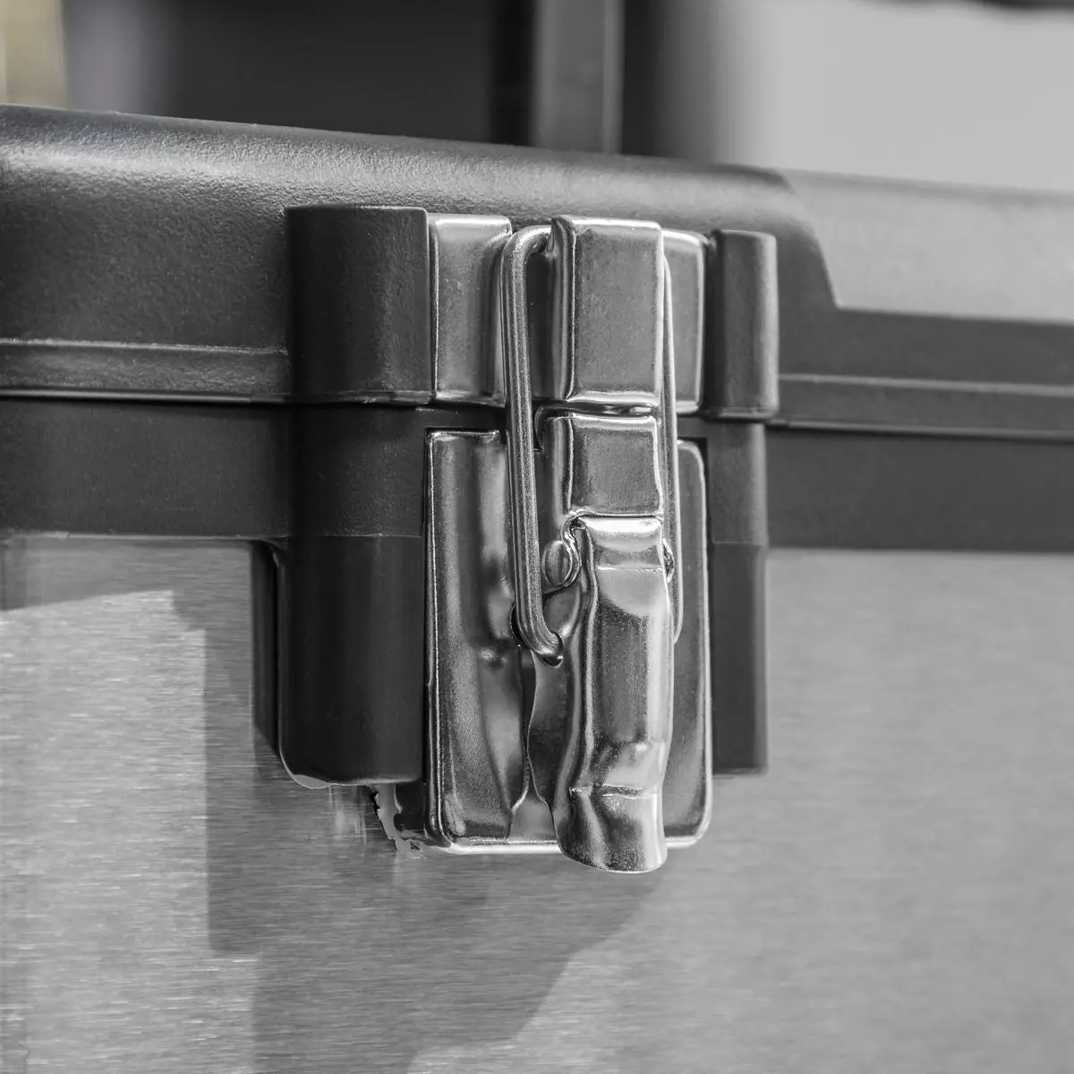 Sealey Stainless Steel Toolbox 505mm with Tote Tray - Image 4