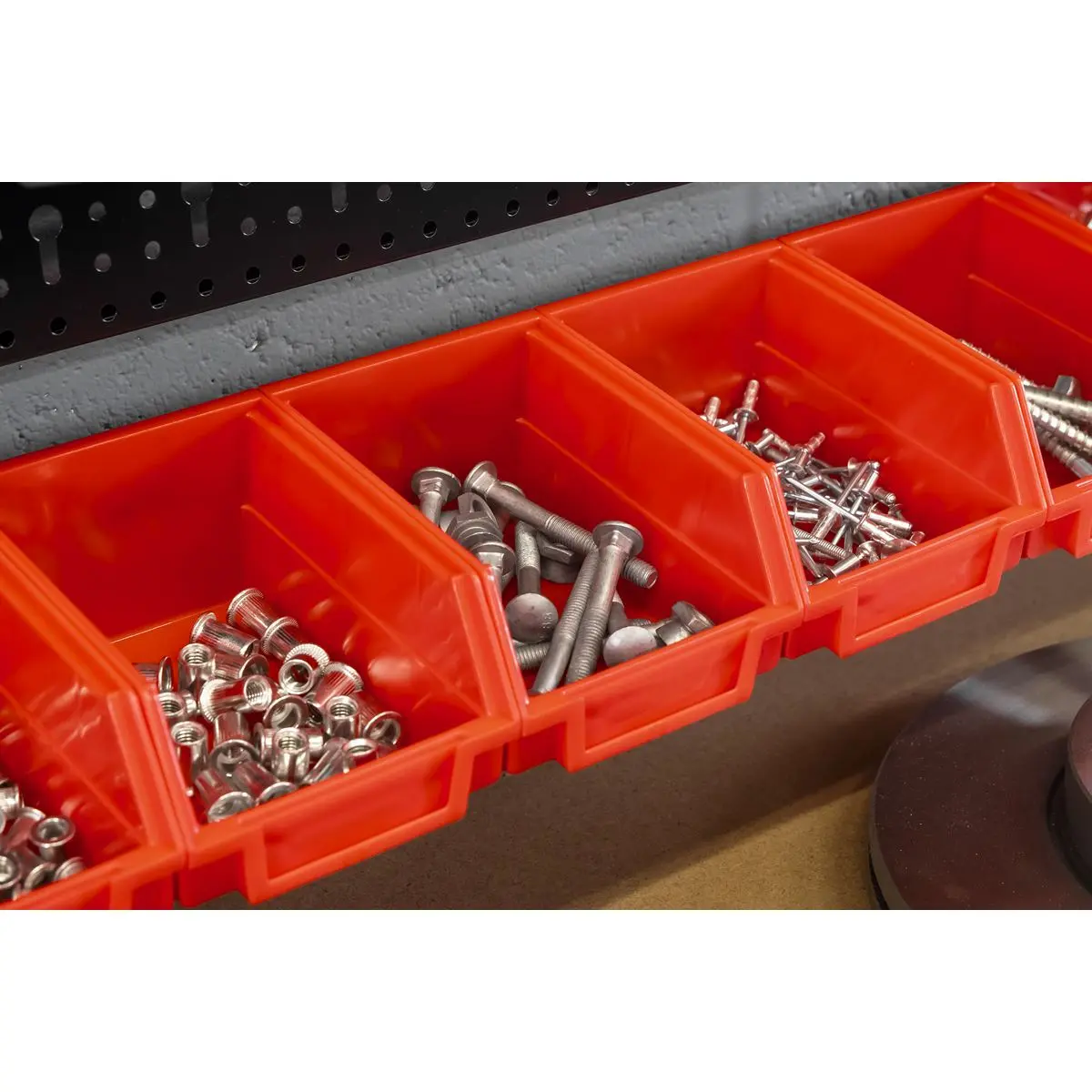 Sealey Steel Workbench with Pegboard 1m - Image 4