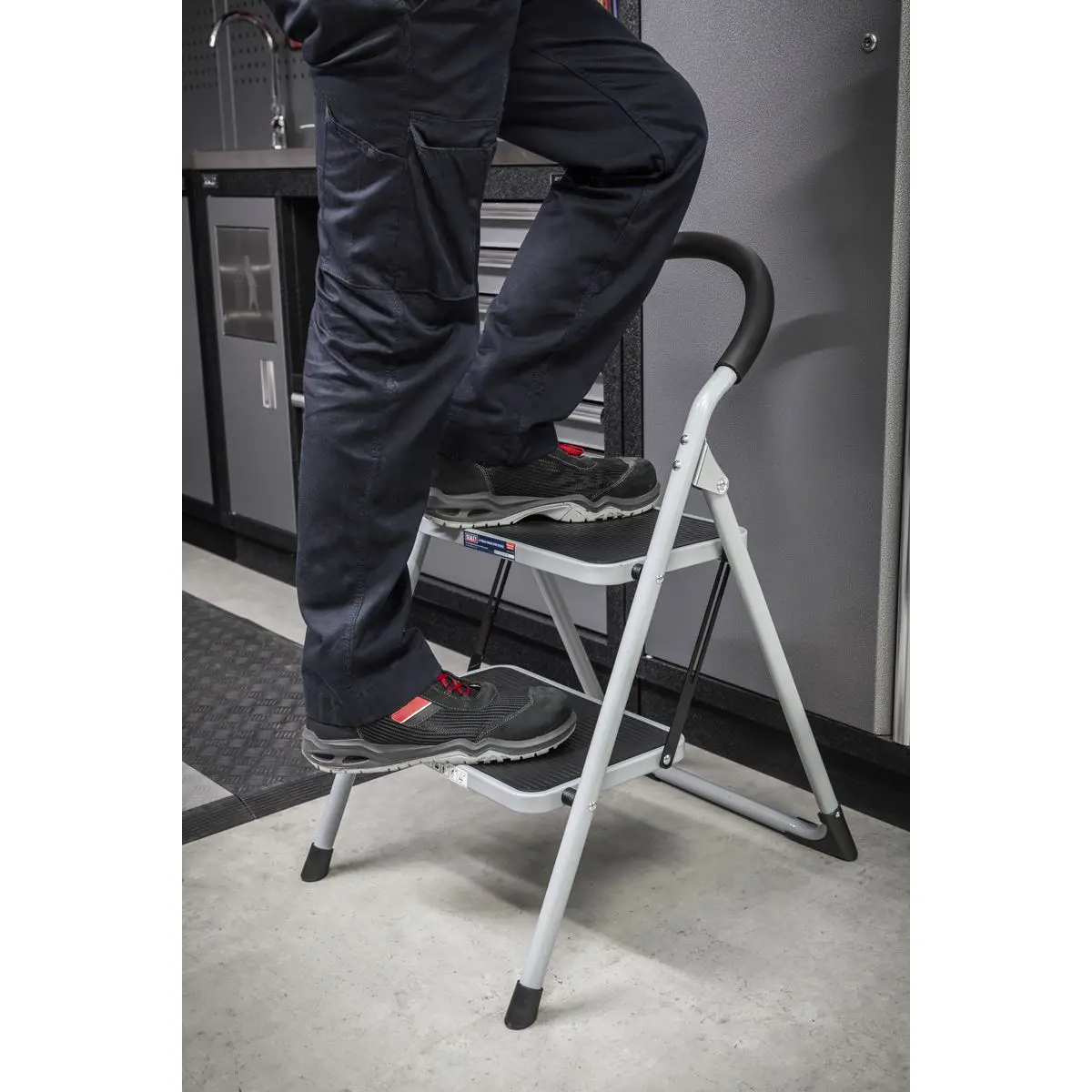 Sealey Step Stool 2-Tread 150kg Capacity EN14183 - Image 8