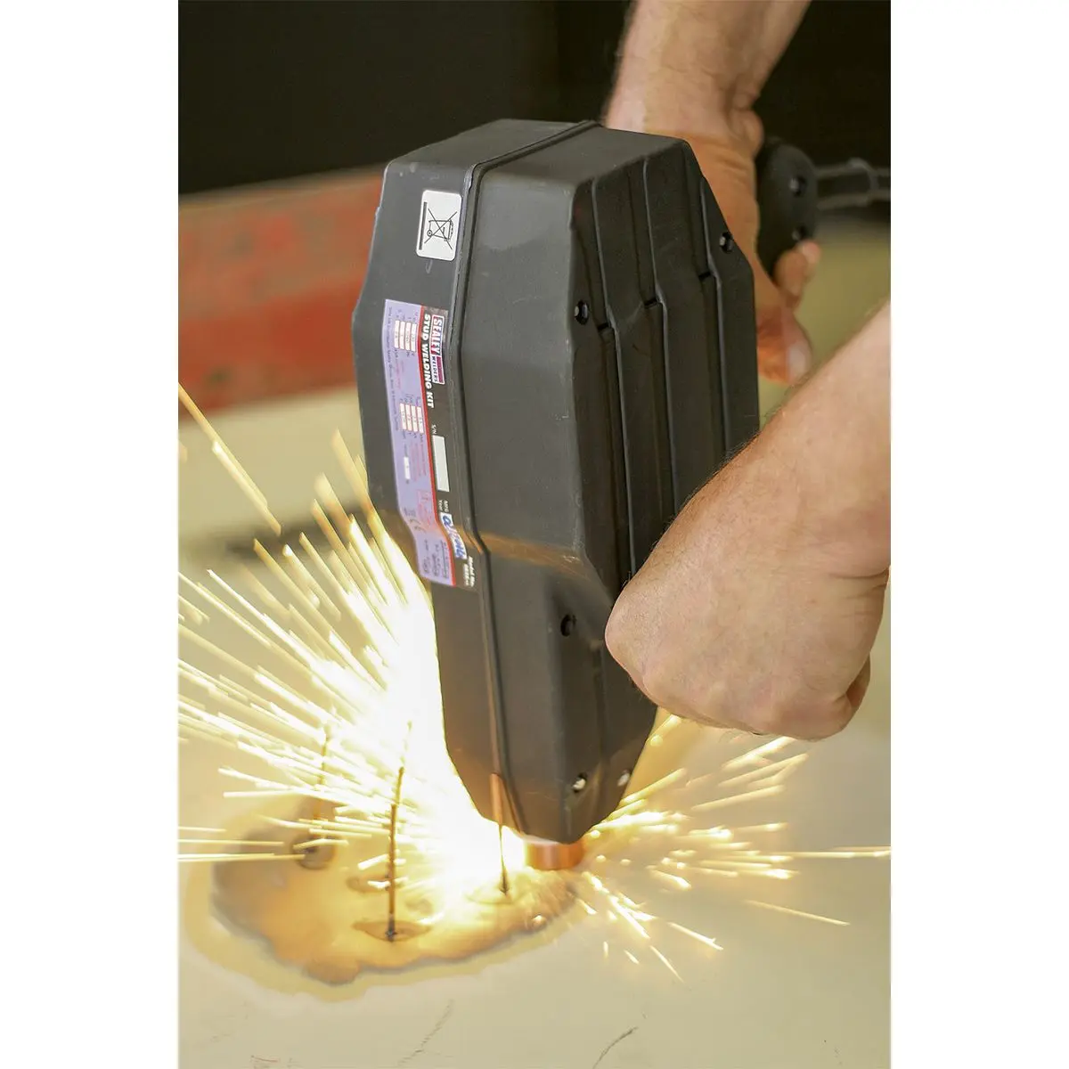 Sealey Stud Welder with Slide Hammer - Image 3