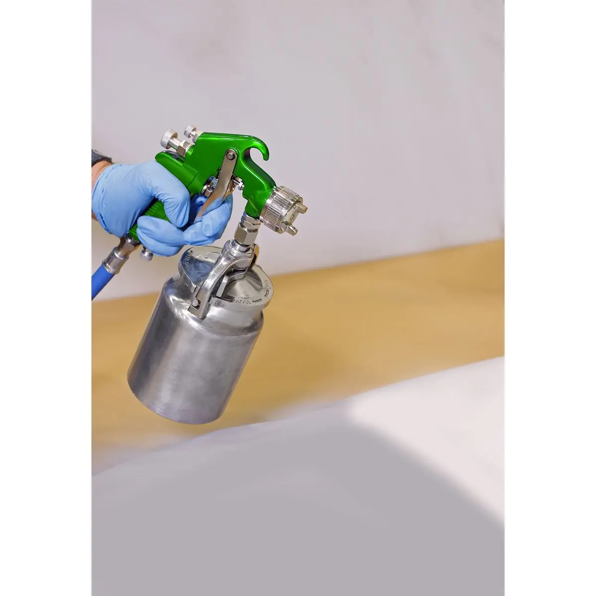 Sealey Suction Feed Spray Gun 2.5mm Set-Up - Image 5