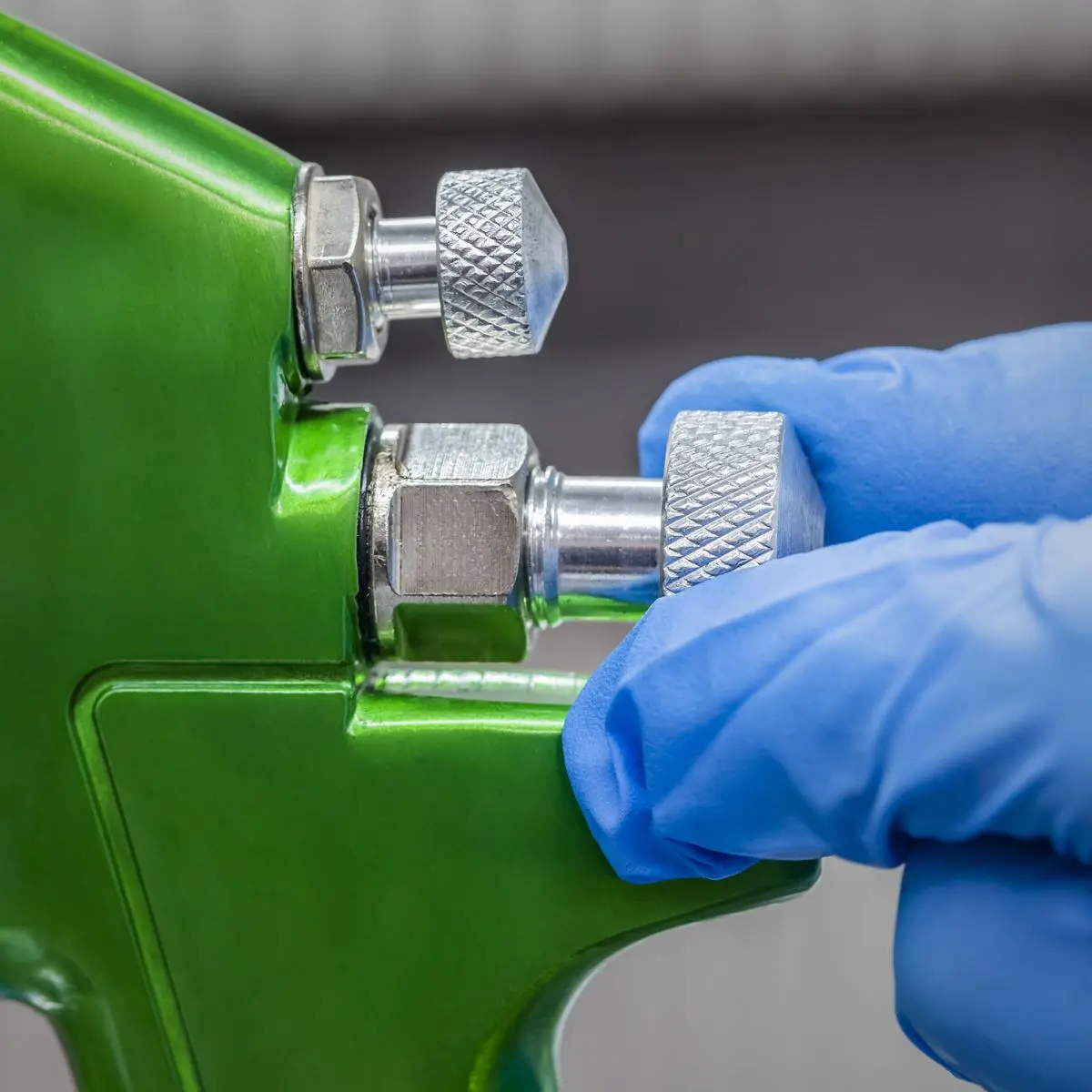 Sealey Suction Feed Spray Gun 2.5mm Set-Up - Image 8