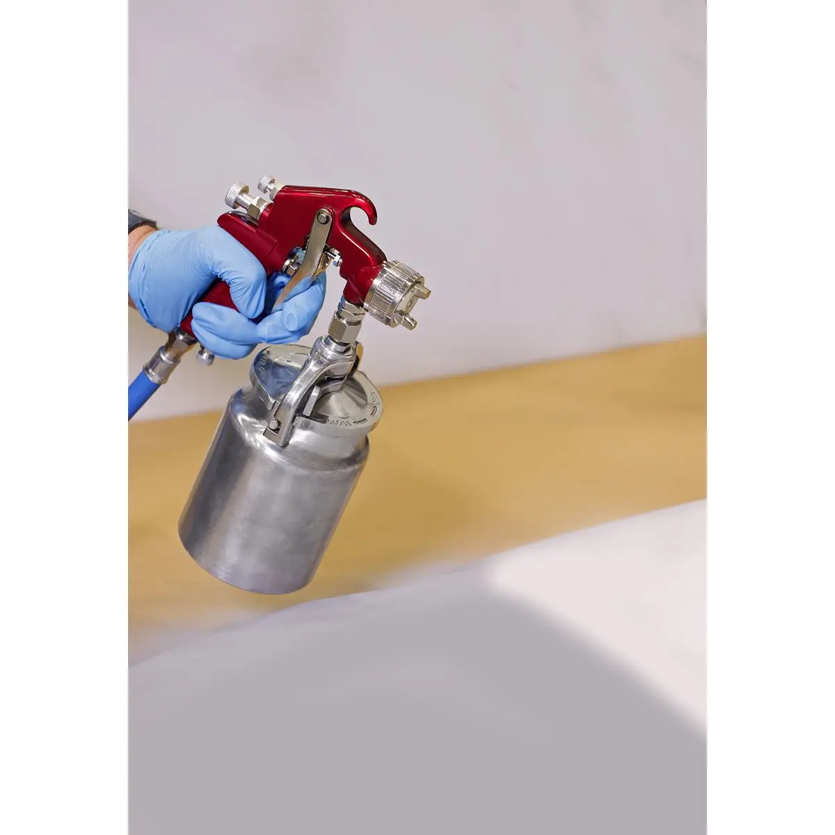 Sealey Suction Feed Spray Gun 2mm Set-Up - Image 3