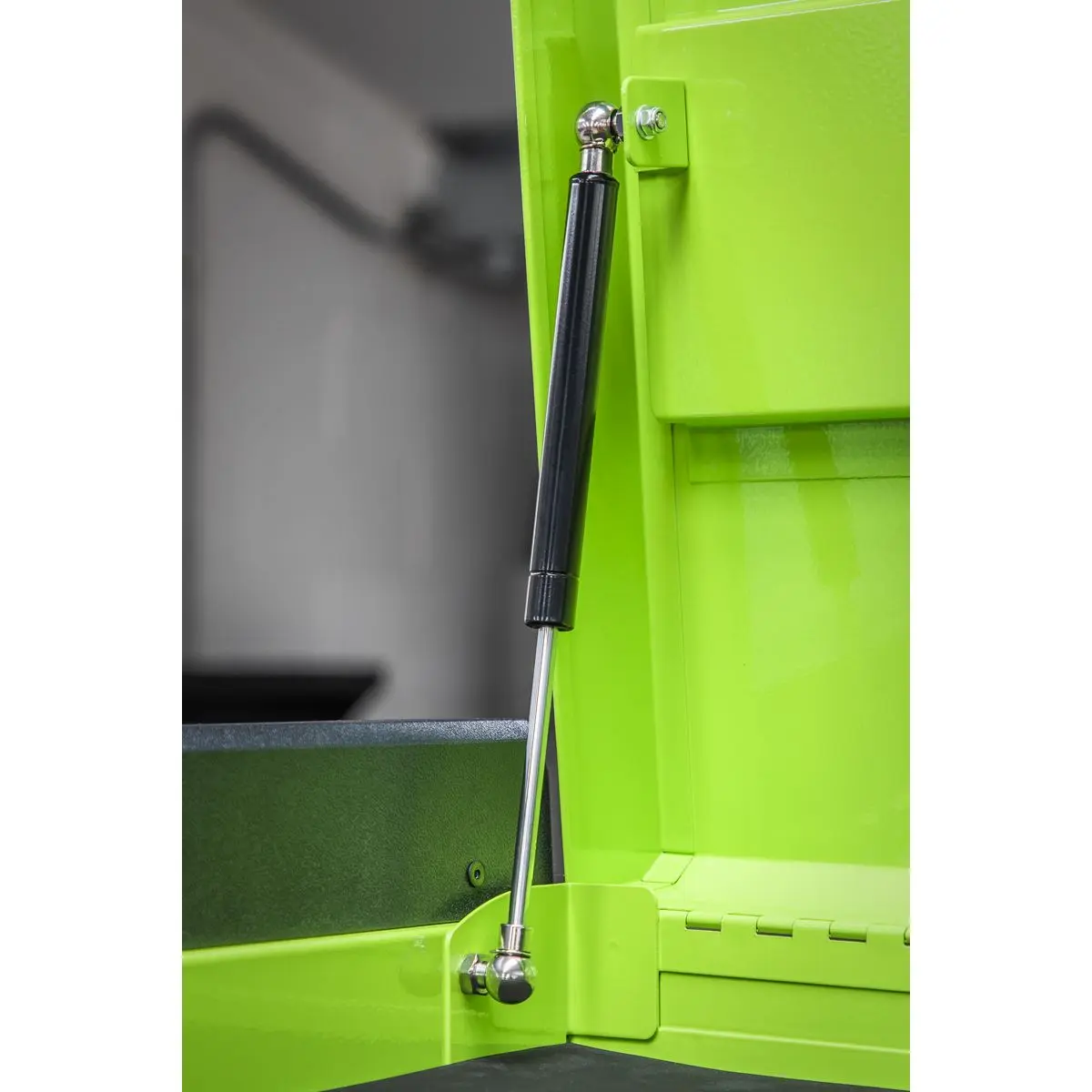 Sealey Superline Pro 4 Drawer Push-to-Open Topchest with Ball-Bearing Slides - Green - Image 11