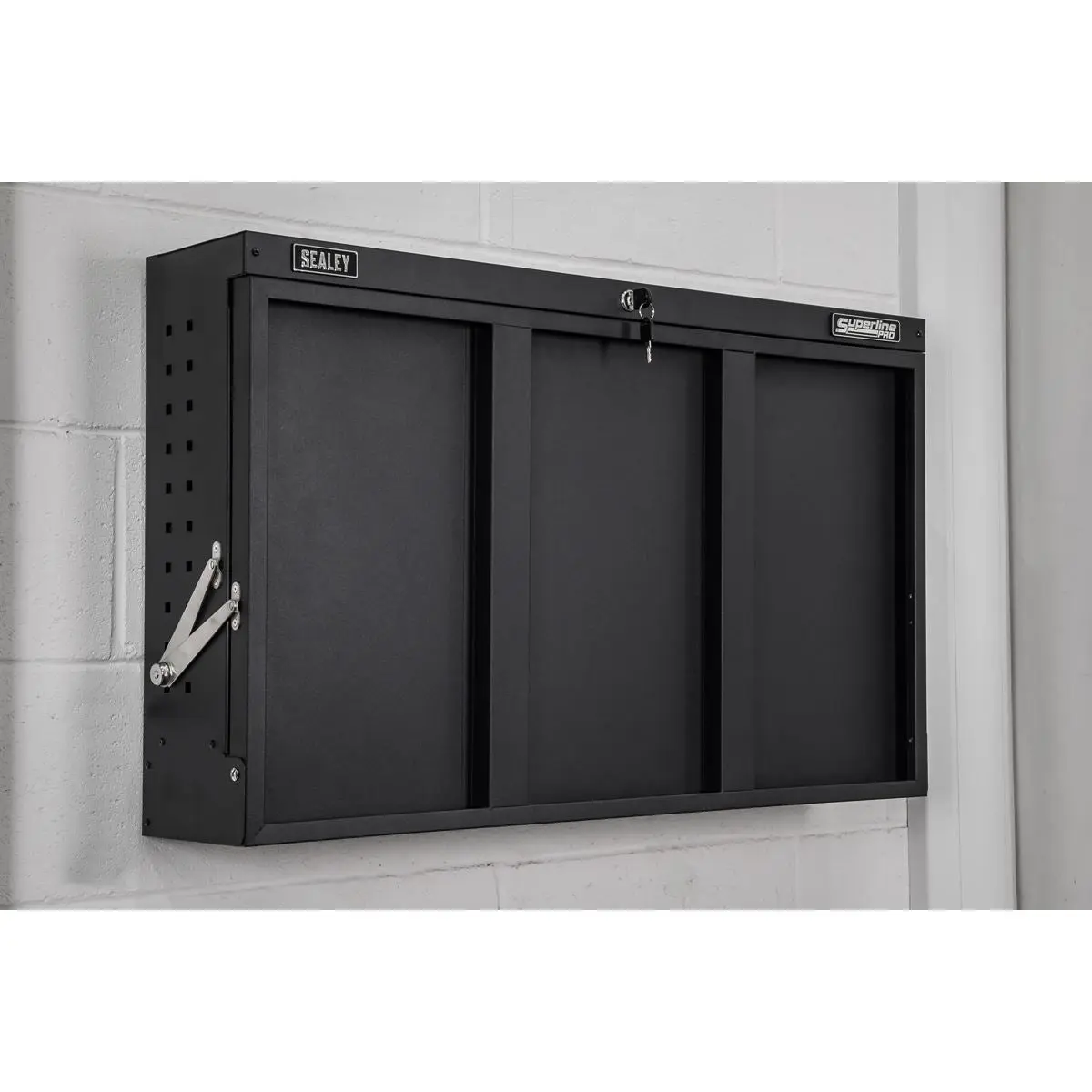 Sealey Superline Pro Wall Mounted Foldable Workbench 900mm - Image 10