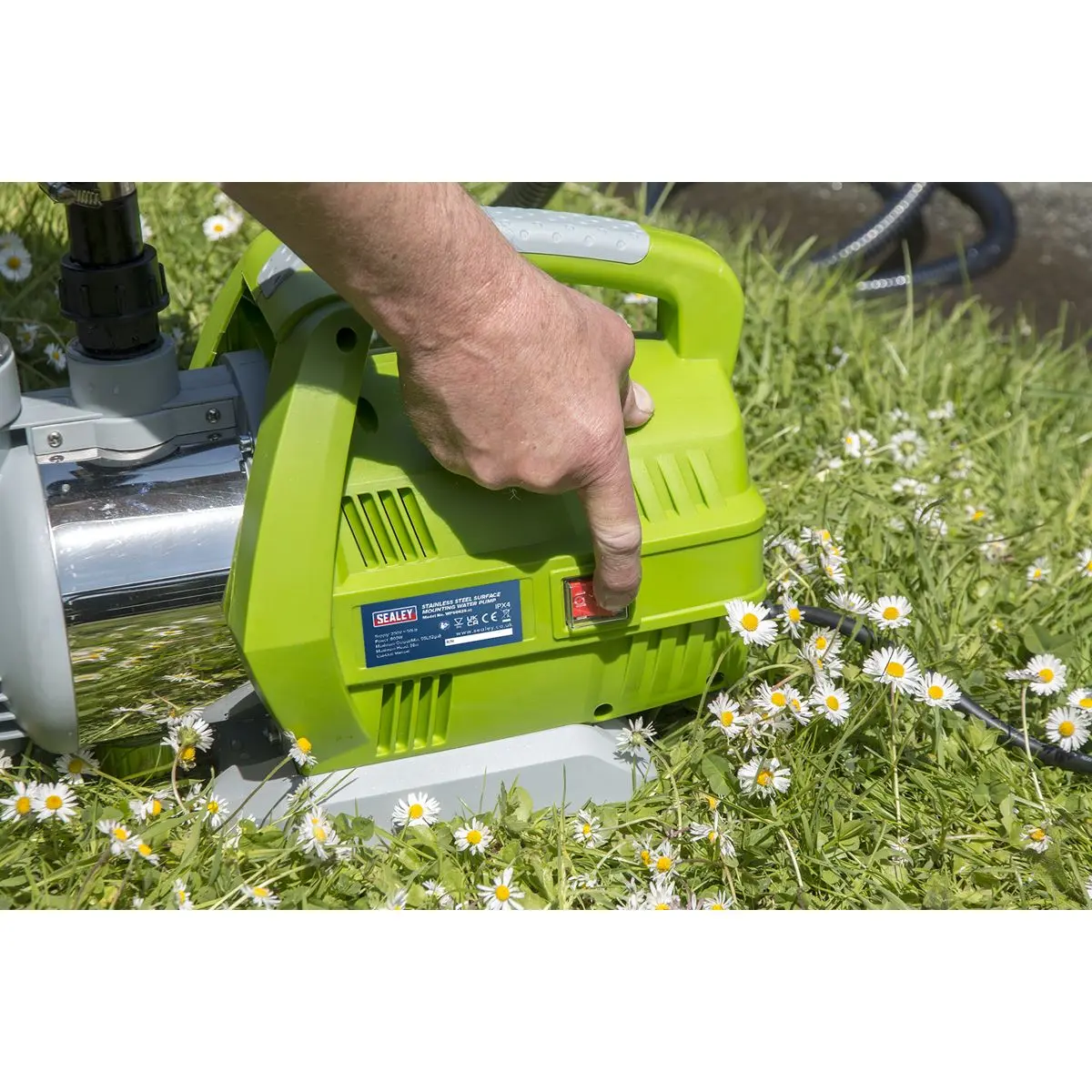 Sealey Surface Mounting Water Pump Stainless Steel 55L/min 230V - Image 2